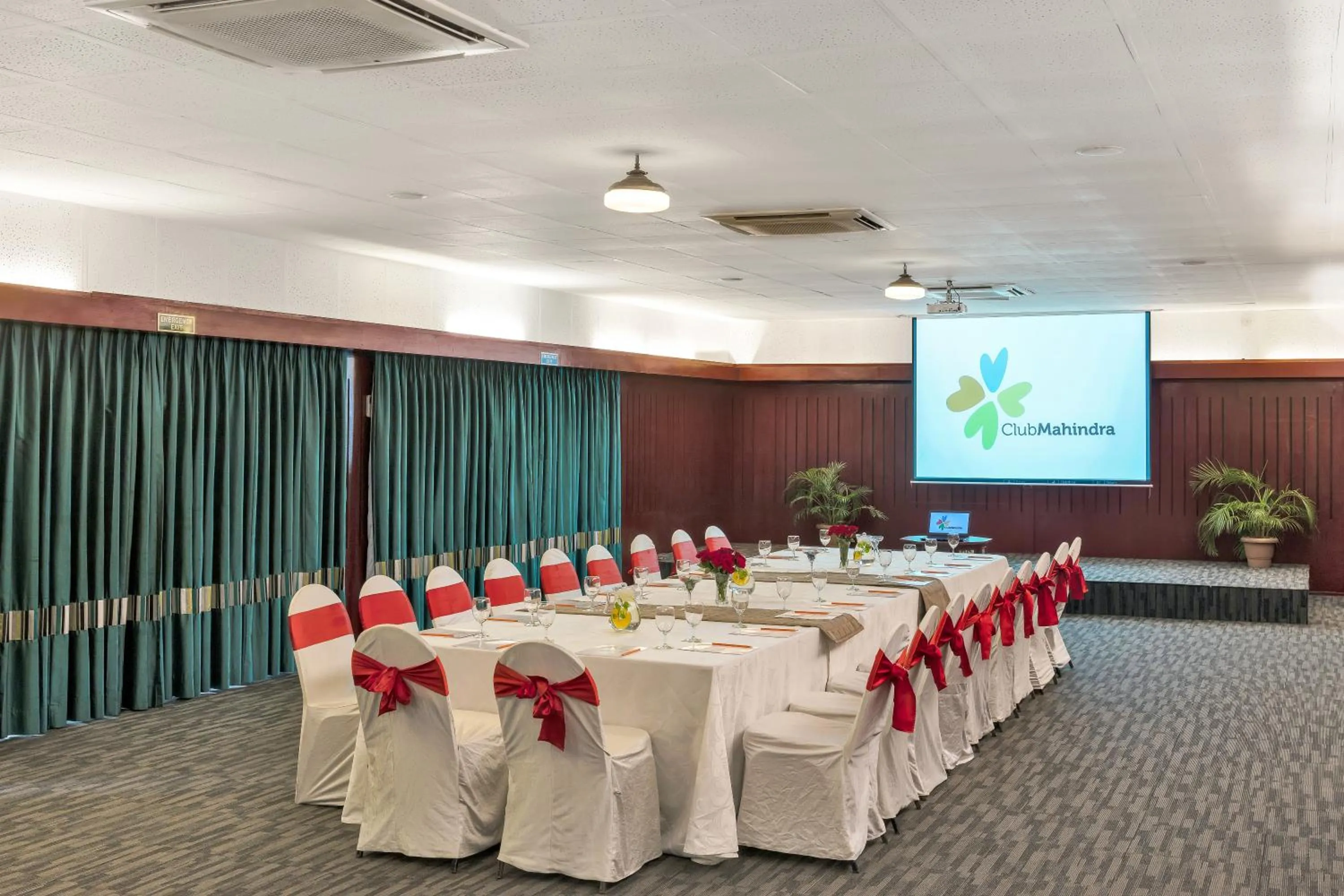 Banquet/Function facilities in Club Mahindra Puducherry