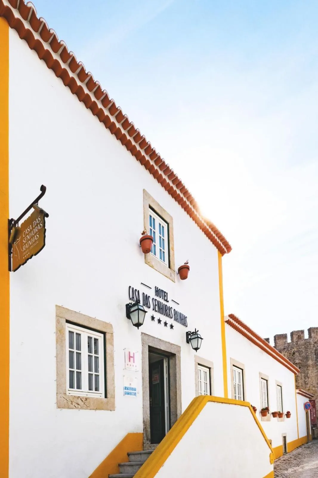 Facade/entrance in Casa Senhoras Rainhas - Óbidos - by Unlock Hotels