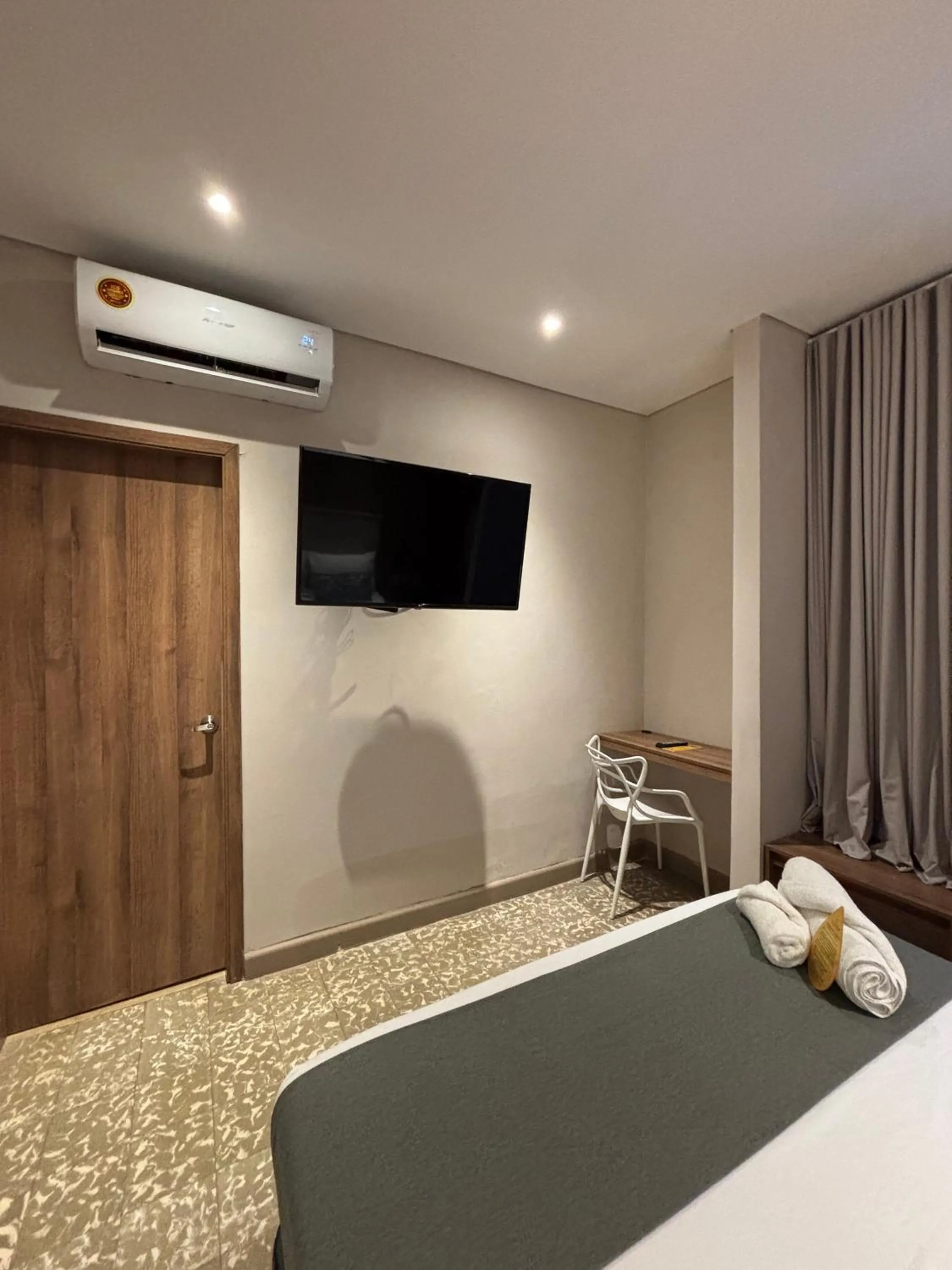 TV and multimedia, Bed in Casa Roman Hotel Boutique