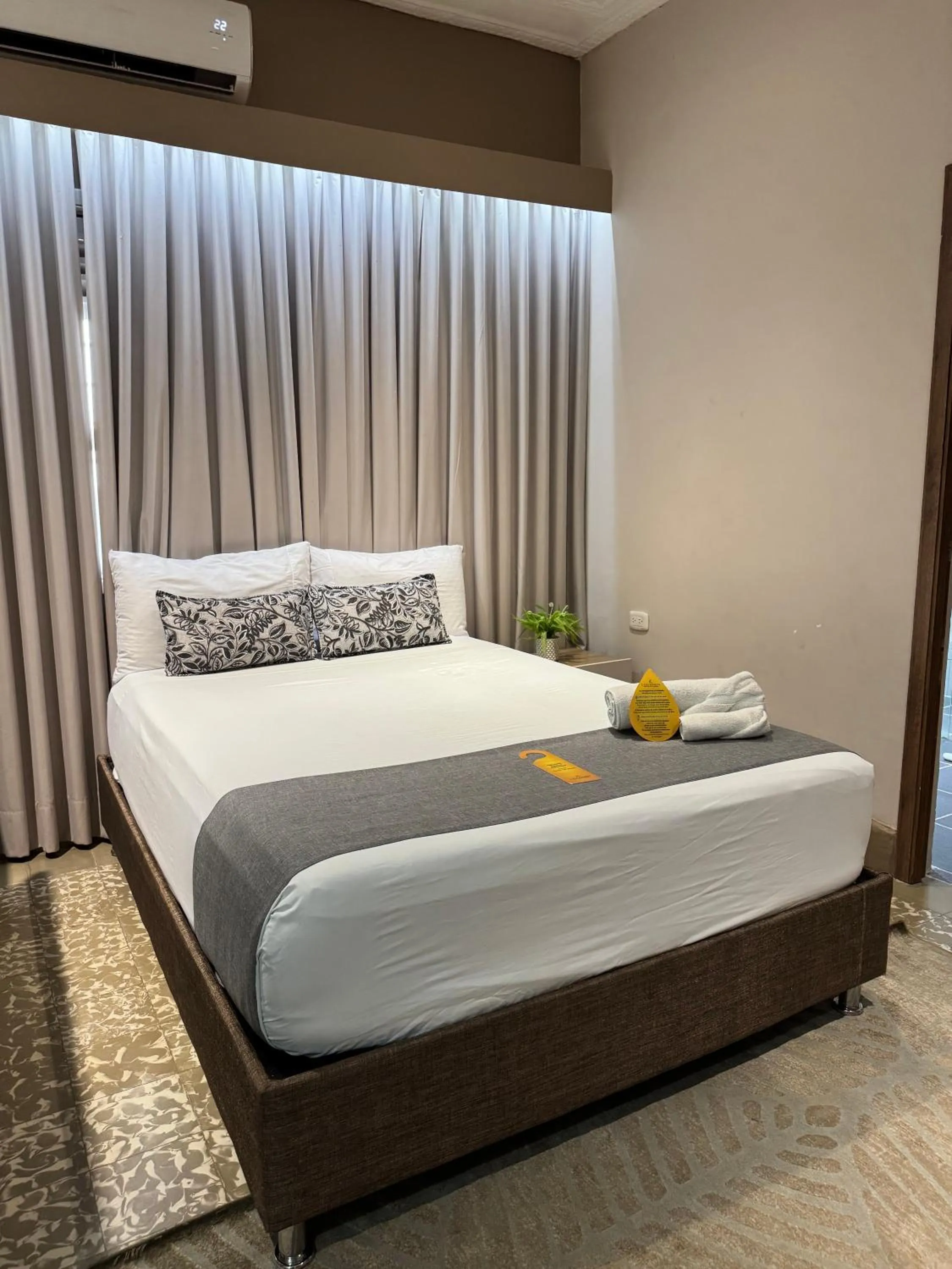 Bed in Casa Roman Hotel Boutique