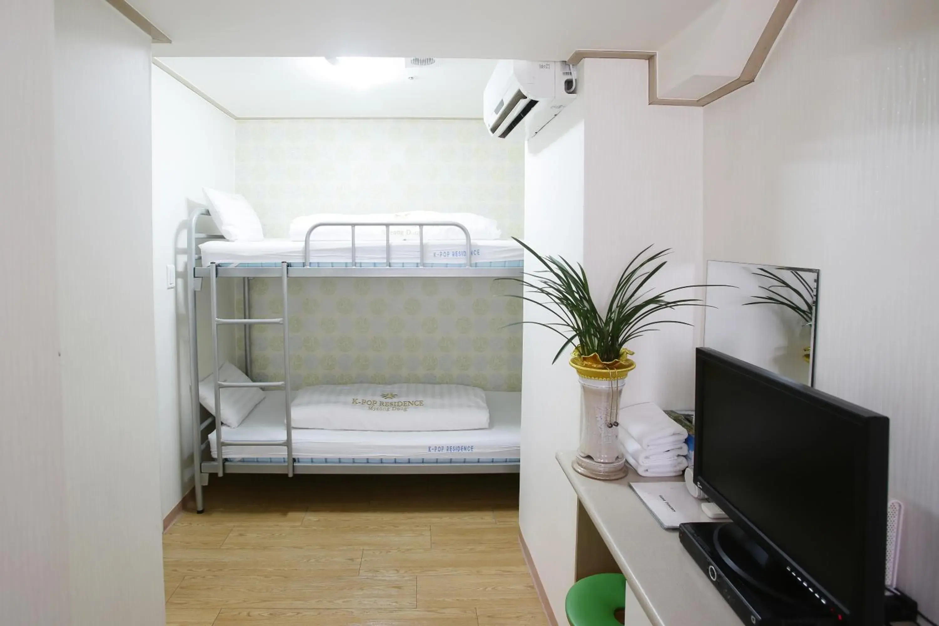 Standard Twin Room in K-POP Residence Myeongdong 1 Standard Twin Room in K-POP Residence Myeongdong 1