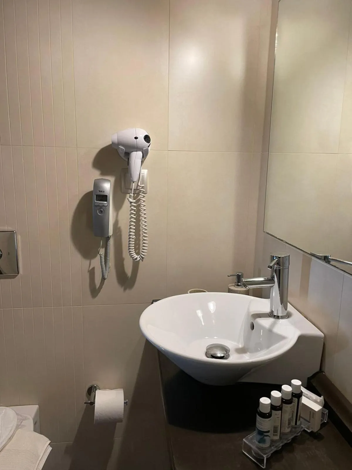 Bathroom in Archontiko Chioti