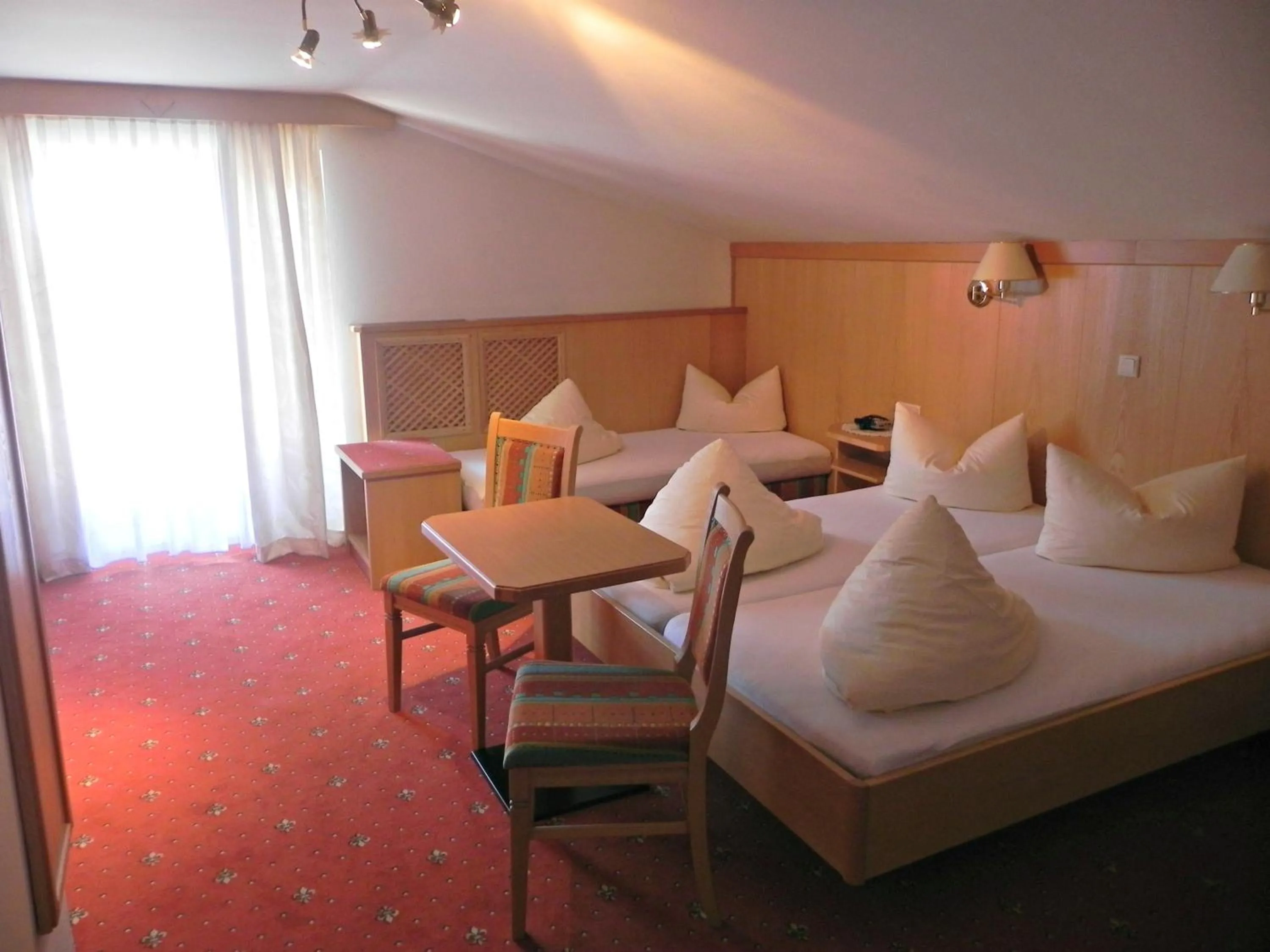 Bed in Hotel-Restaurant Sonnhof