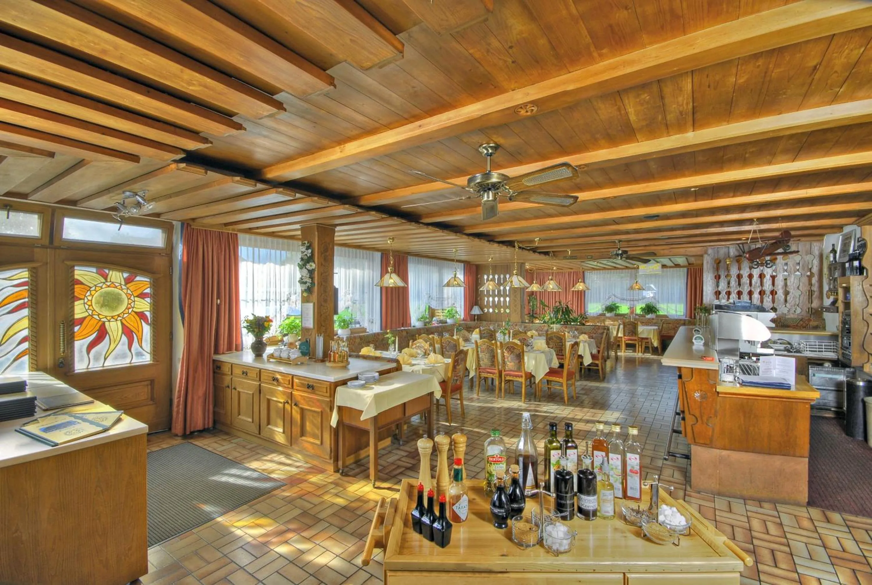 Restaurant/places to eat in Hotel-Restaurant Sonnhof