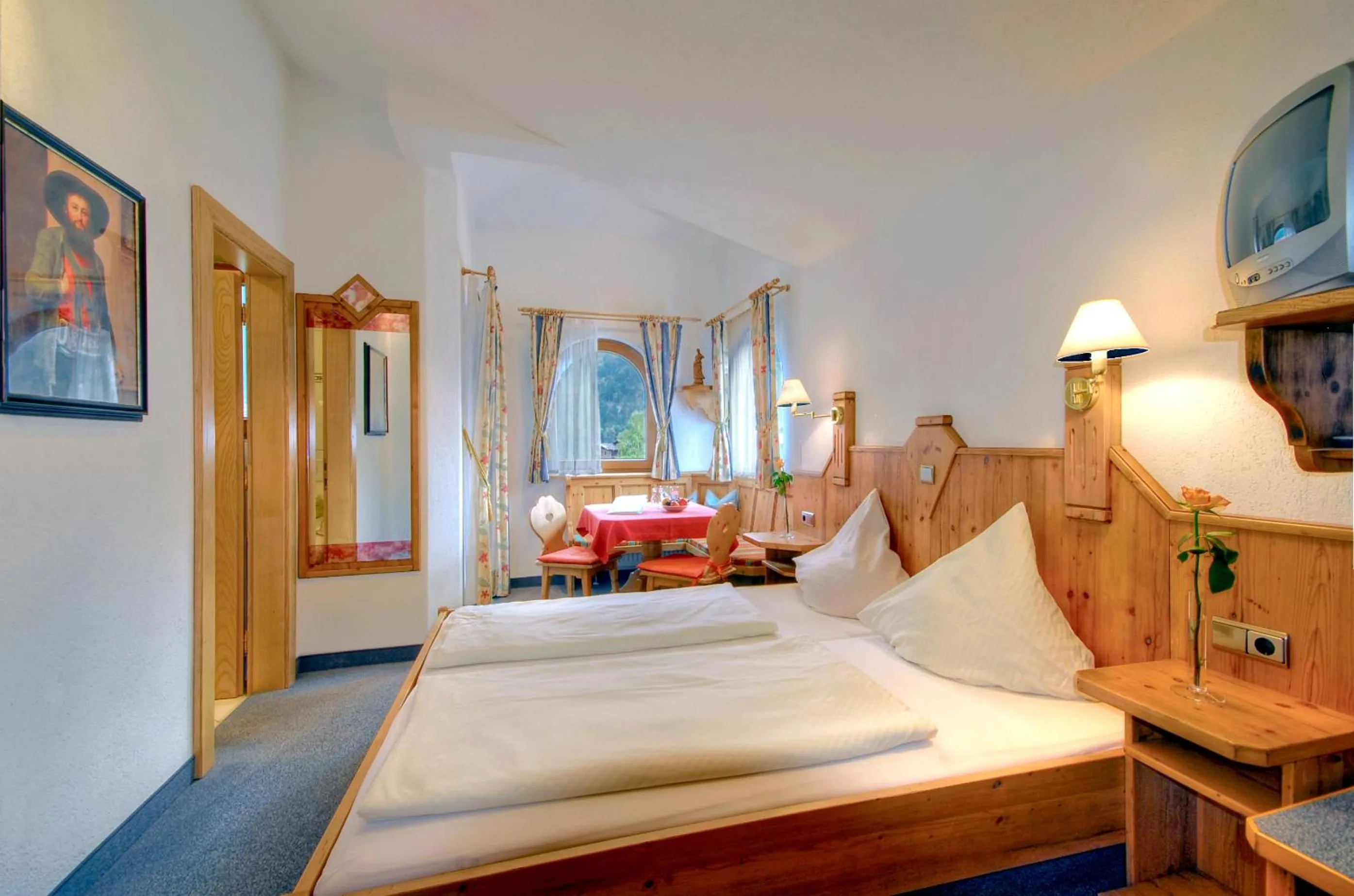 Photo of the whole room, Bed in Hotel-Restaurant Sonnhof