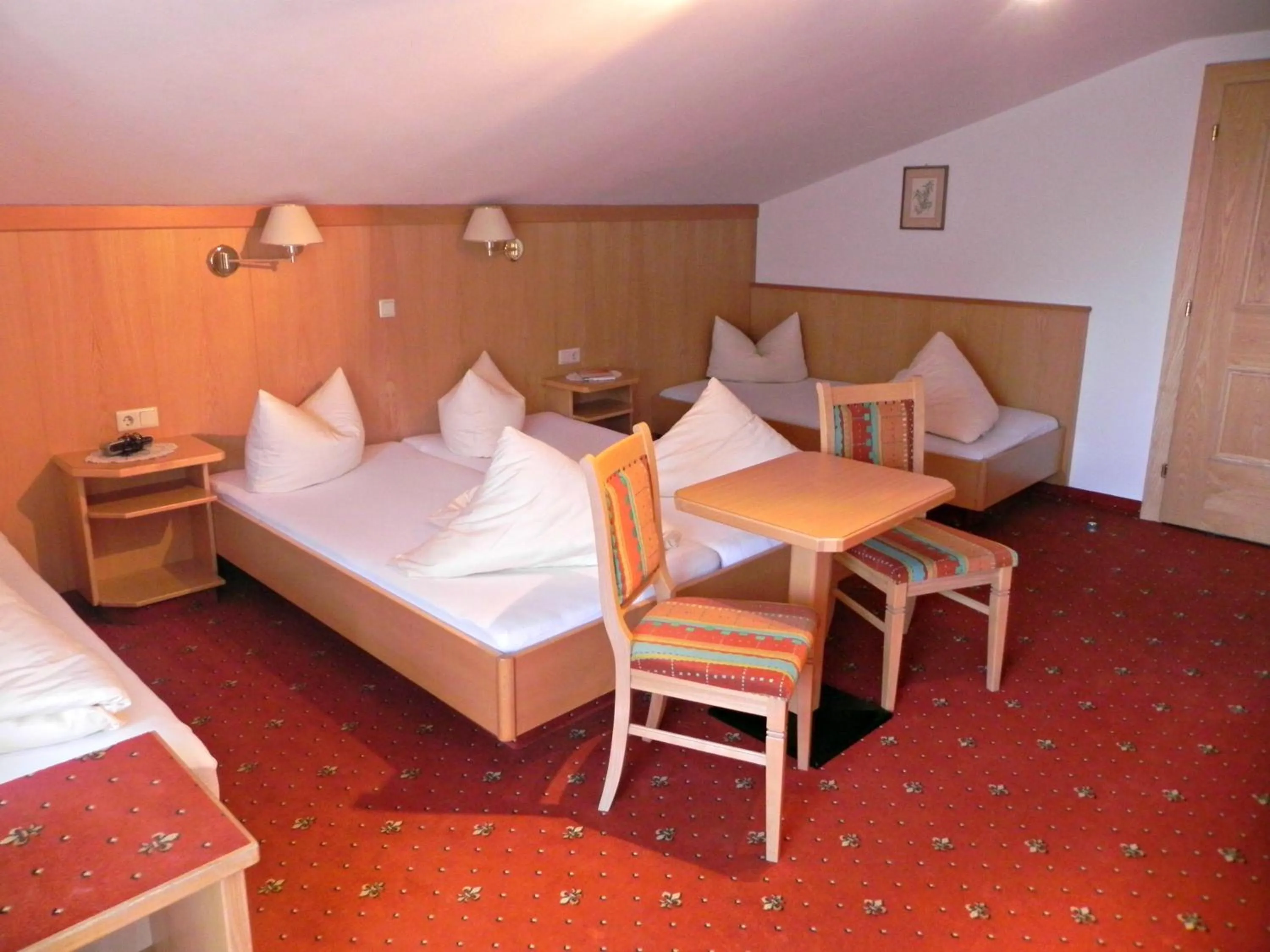 Bed in Hotel-Restaurant Sonnhof