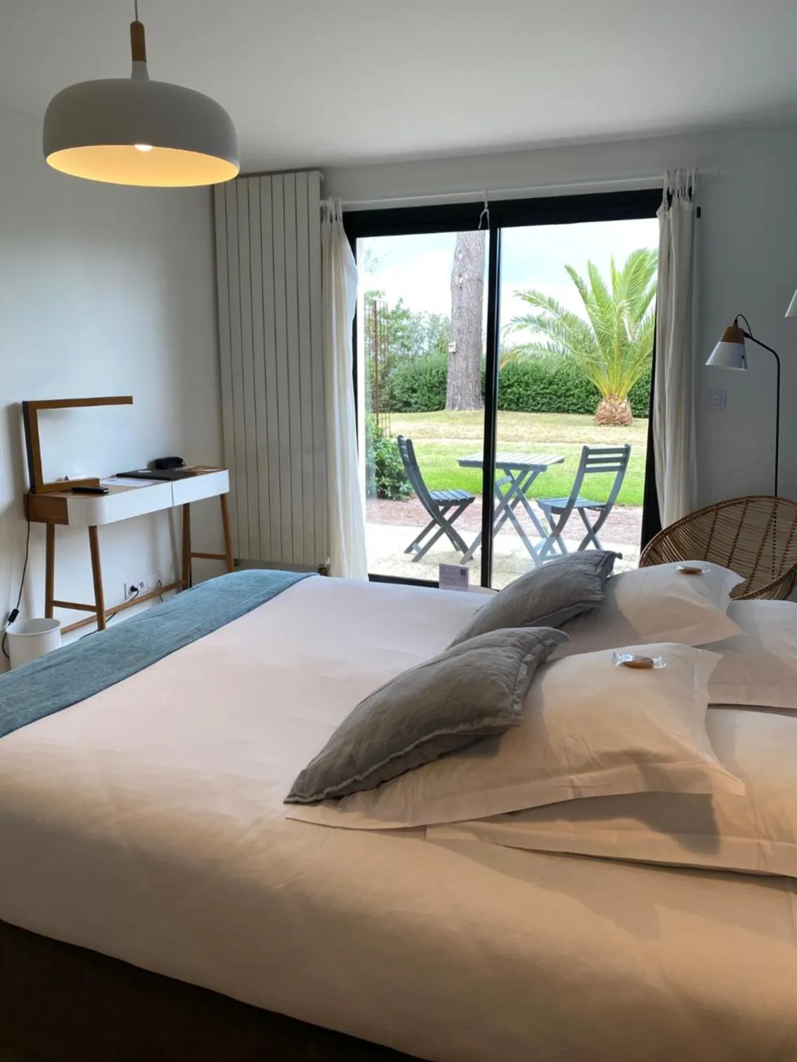 Bedroom, Bed in Villa Les Hydrangéas