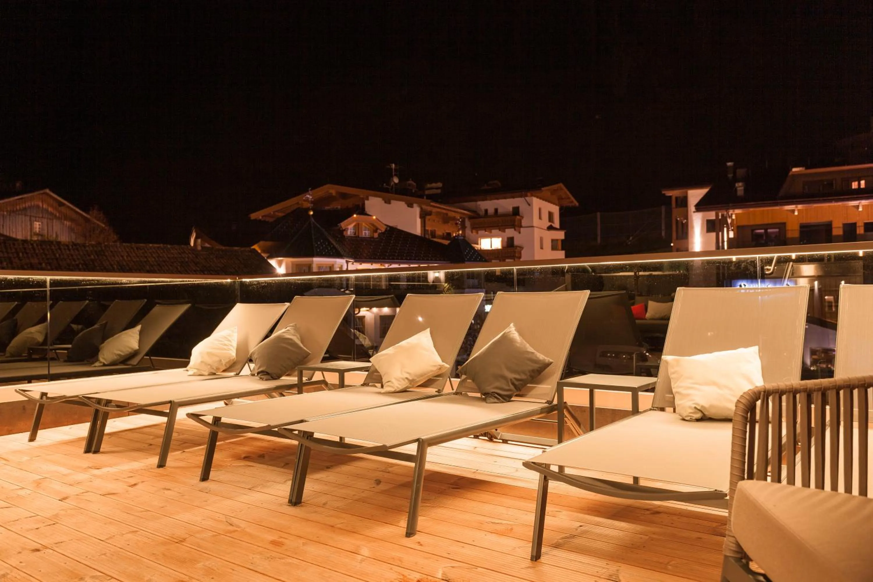 Night in Hotel Jäger