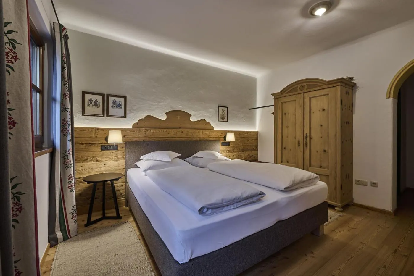 Bed in Haus Tirol