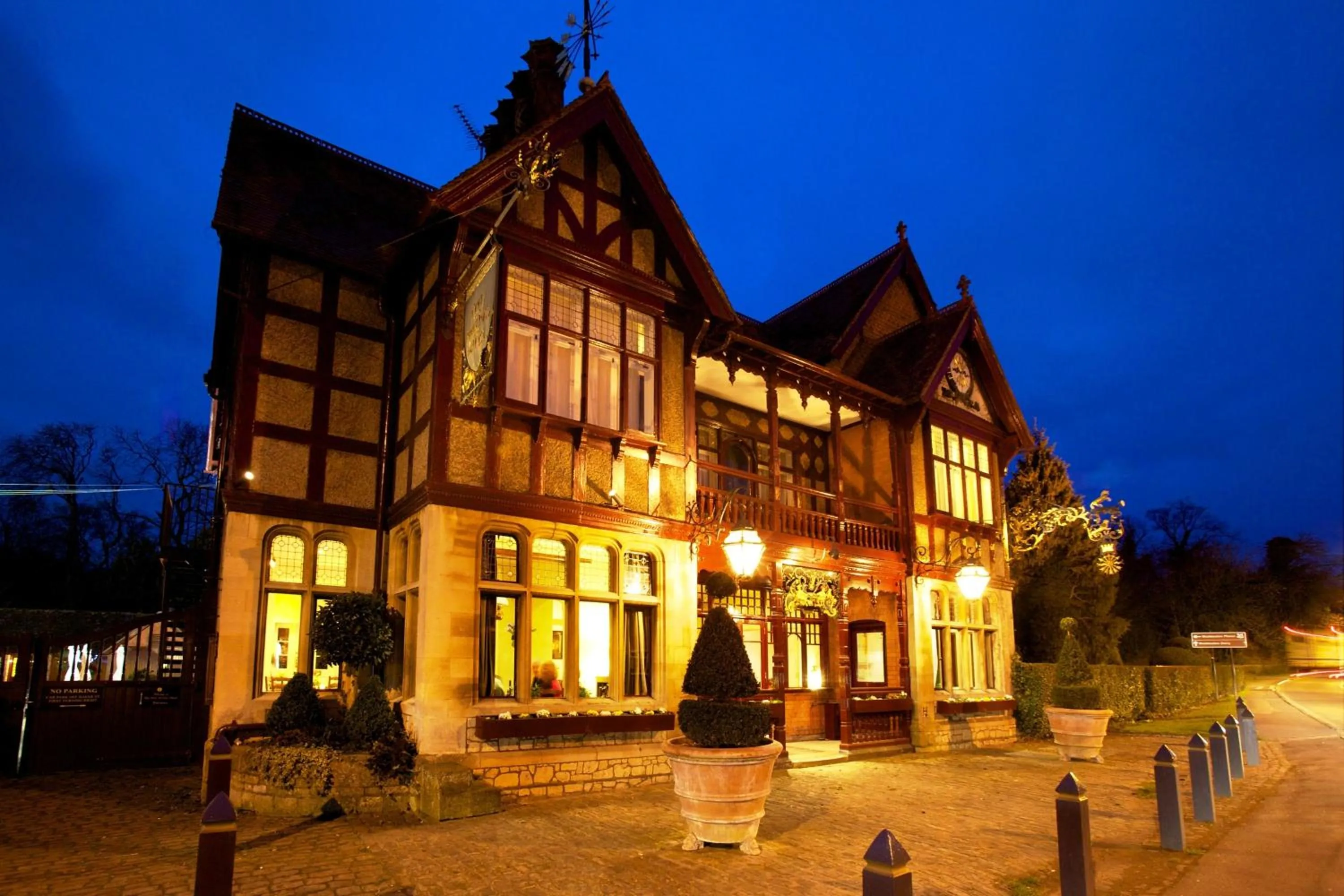 Facade/entrance in The Five Arrows Hotel