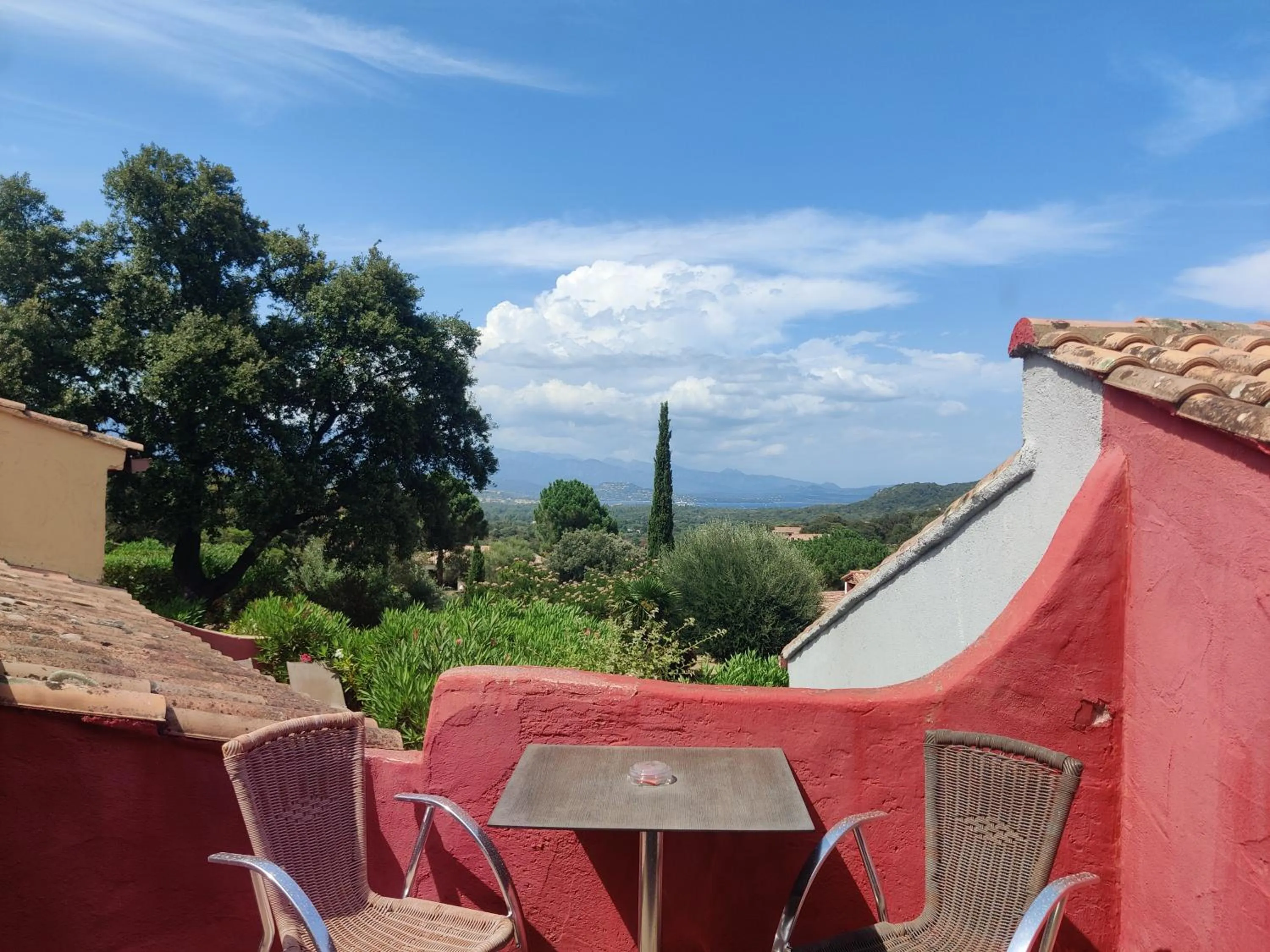 Mountain view in Le Roc E Fiori Hotel - Teritoria