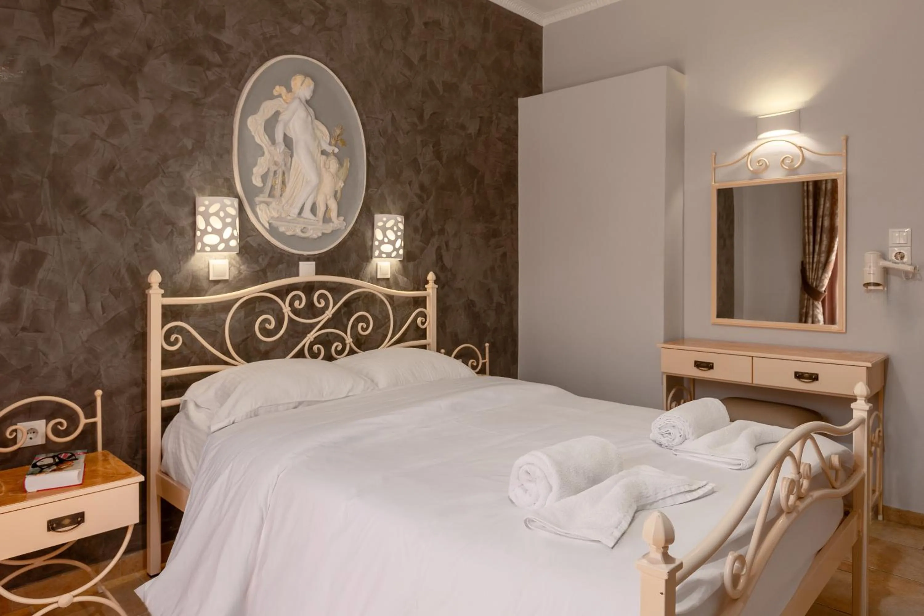 Bedroom, Bed in Polydefkis Hotel