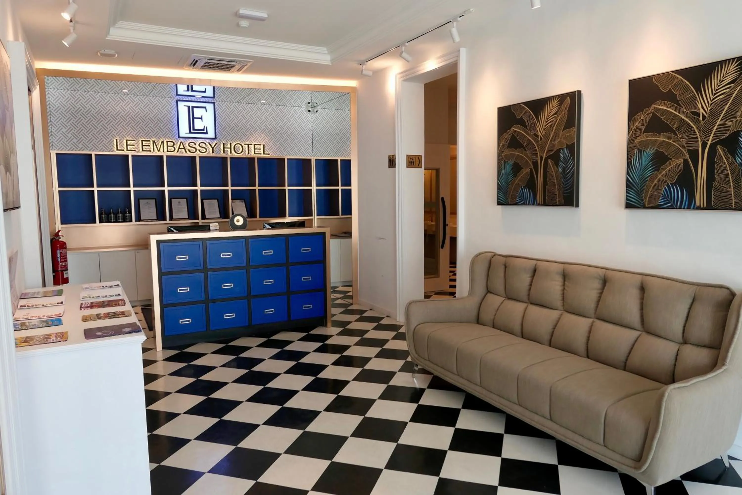 Lobby or reception in Le Embassy Hotel Georgetown