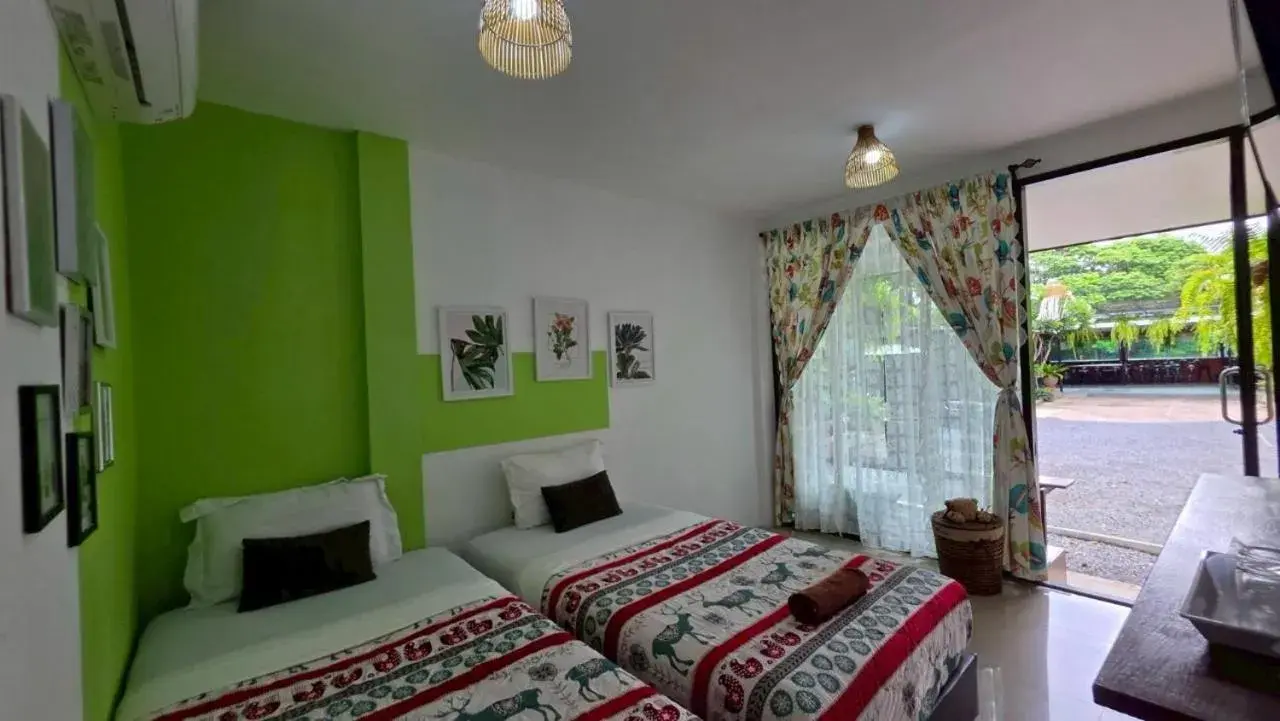 Standard Twin Room with Garden View in The Park Ayutthaya Resort And Spa Standard Twin Room with Garden View in The Park Ayutthaya Resort And Spa