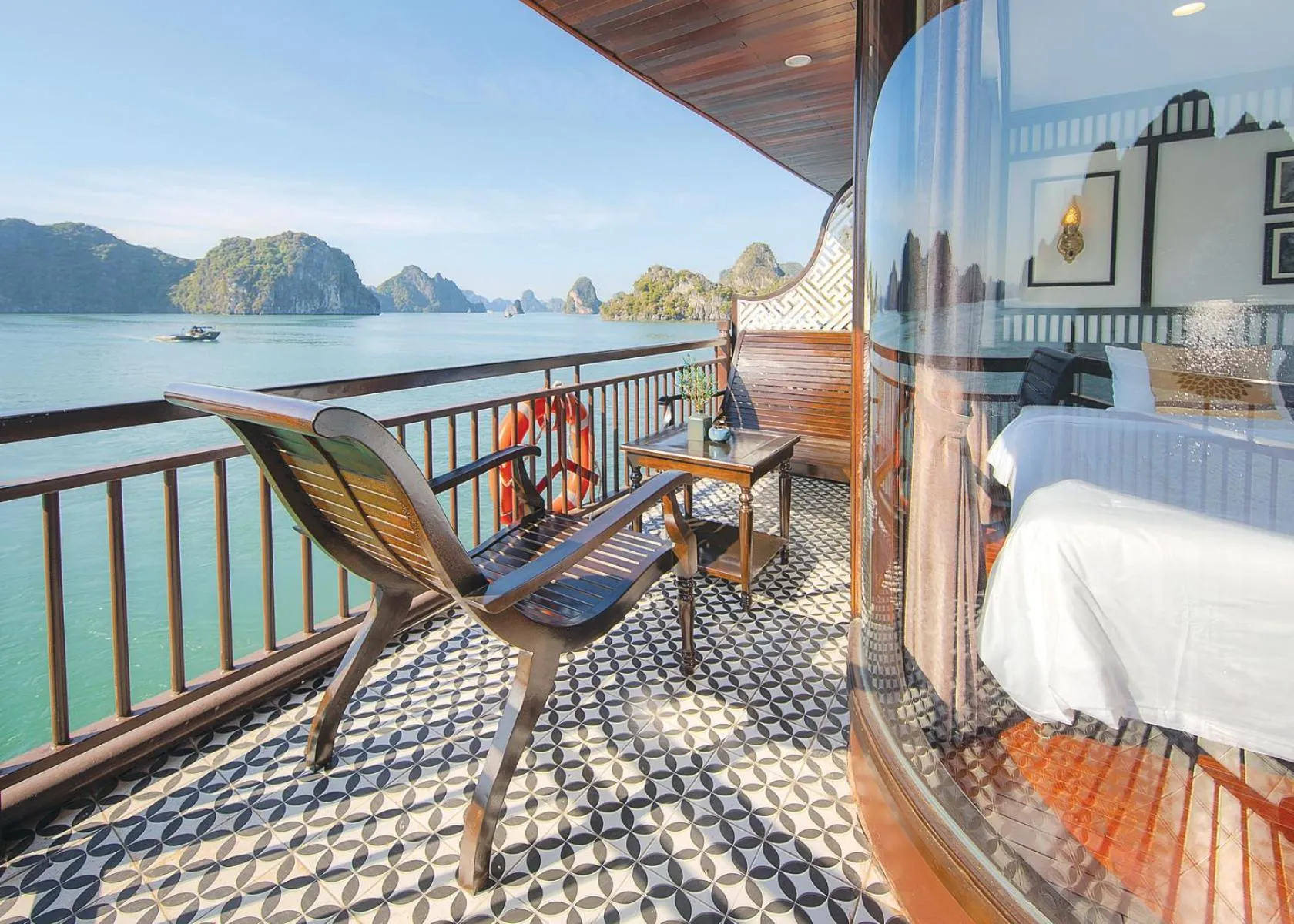 Balcony/Terrace in Sena Cruises - Wonder On Lan Ha Bay