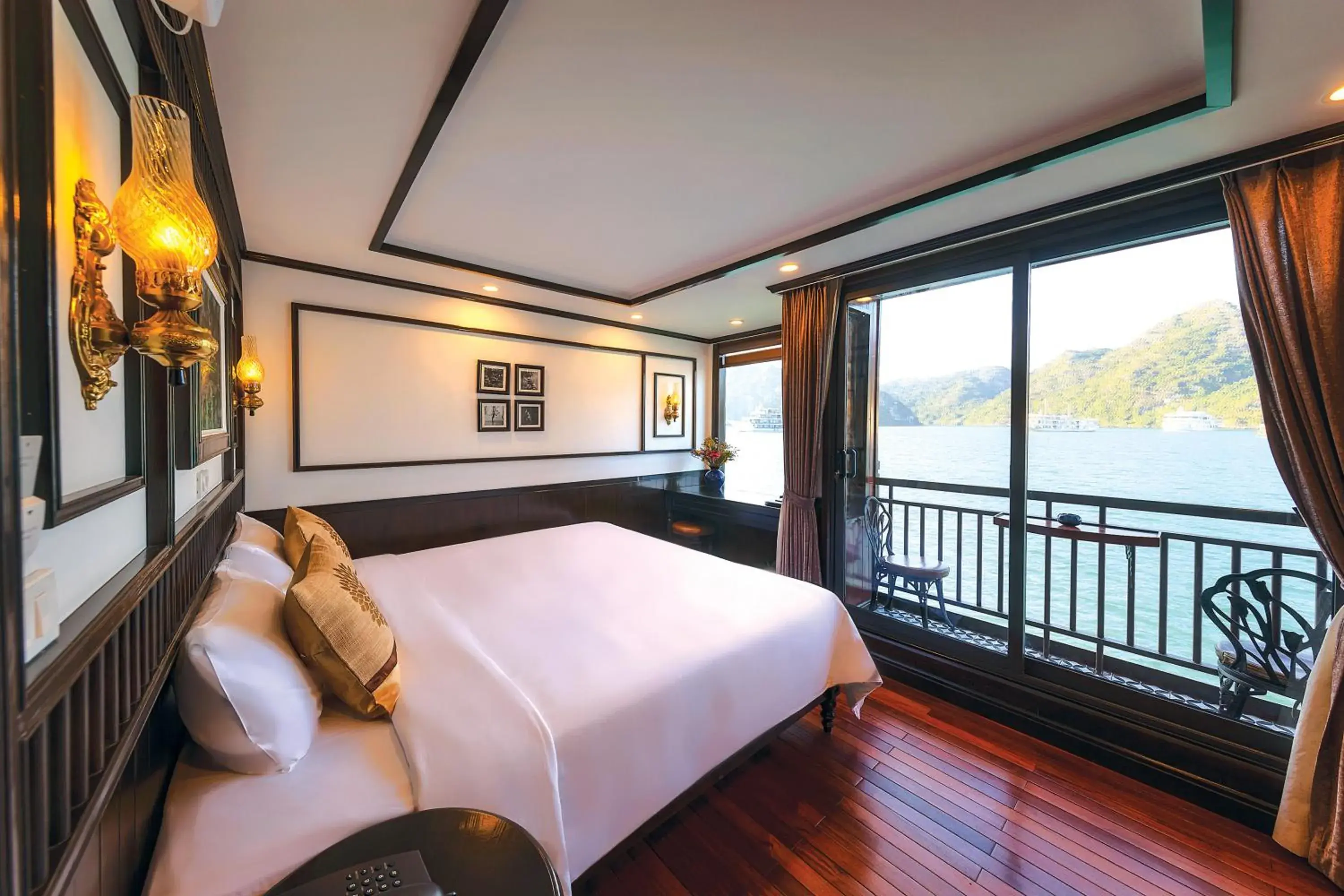 Deluxe Double or Twin Room with Private Balcony - single occupancy in Sena Cruises - Wonder On Lan Ha Bay Deluxe Double or Twin Room with Private Balcony - single occupancy in Sena Cruises - Wonder On Lan Ha Bay