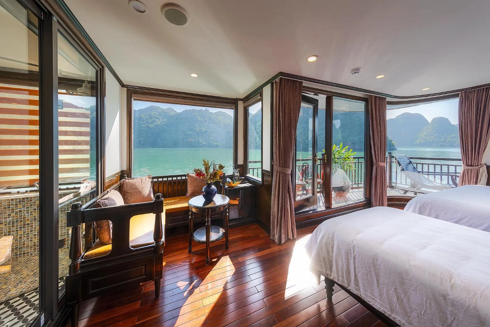 Balcony/Terrace, Bed in Sena Cruises - Wonder On Lan Ha Bay