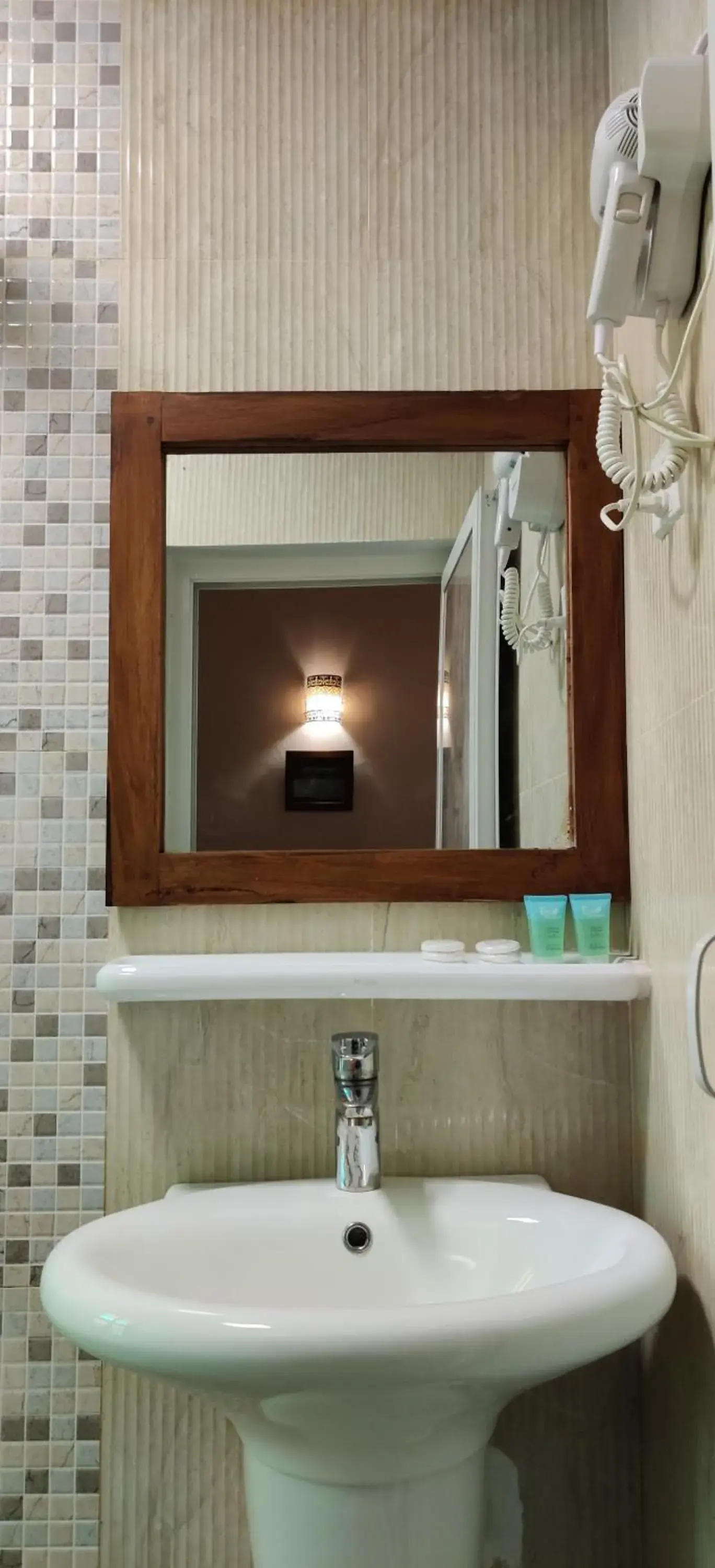 Standard Twin Room in Smiles Stone Town Hotel Standard Twin Room in Smiles Stone Town Hotel