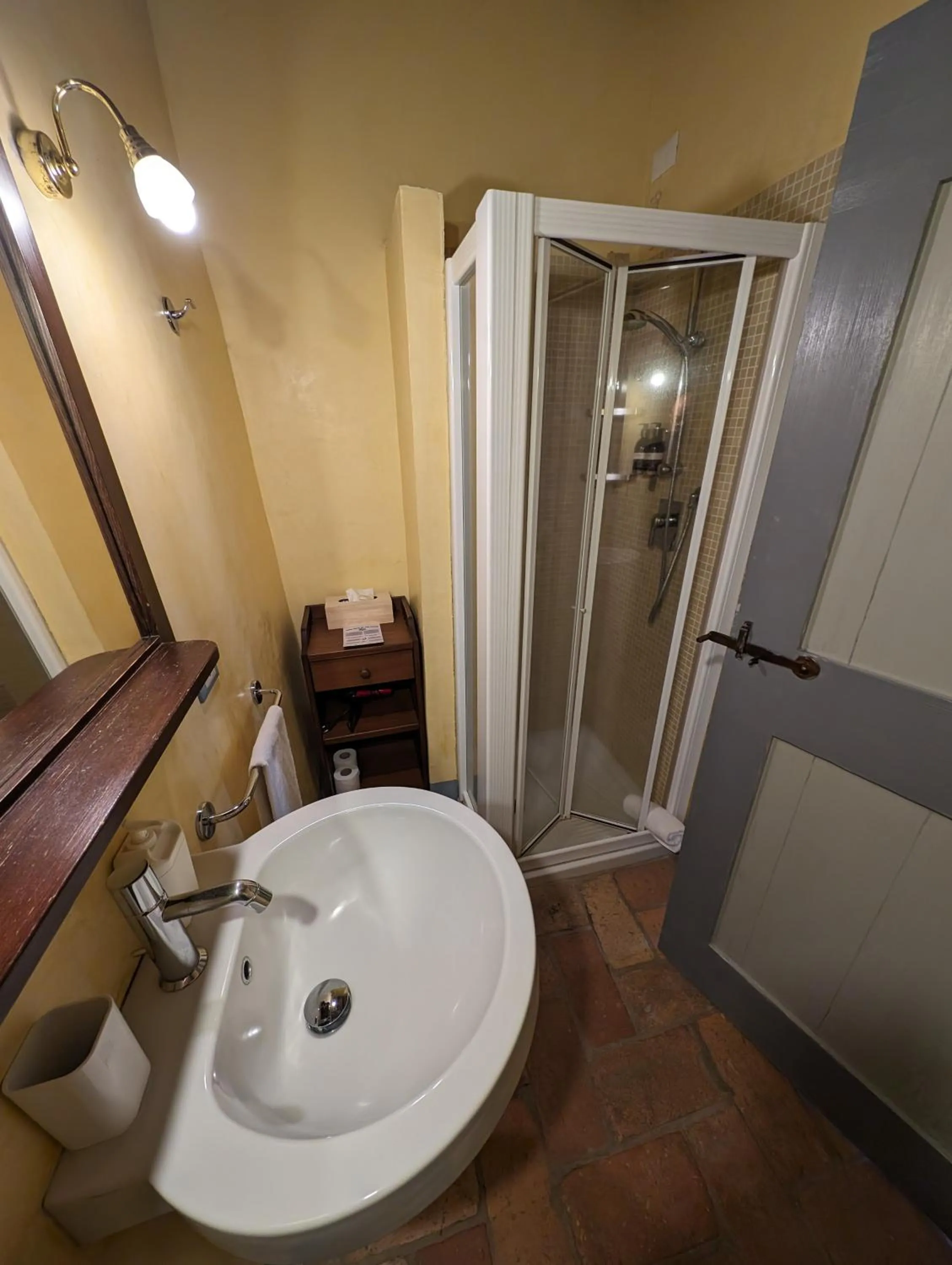 Shower in Podere Spedalone