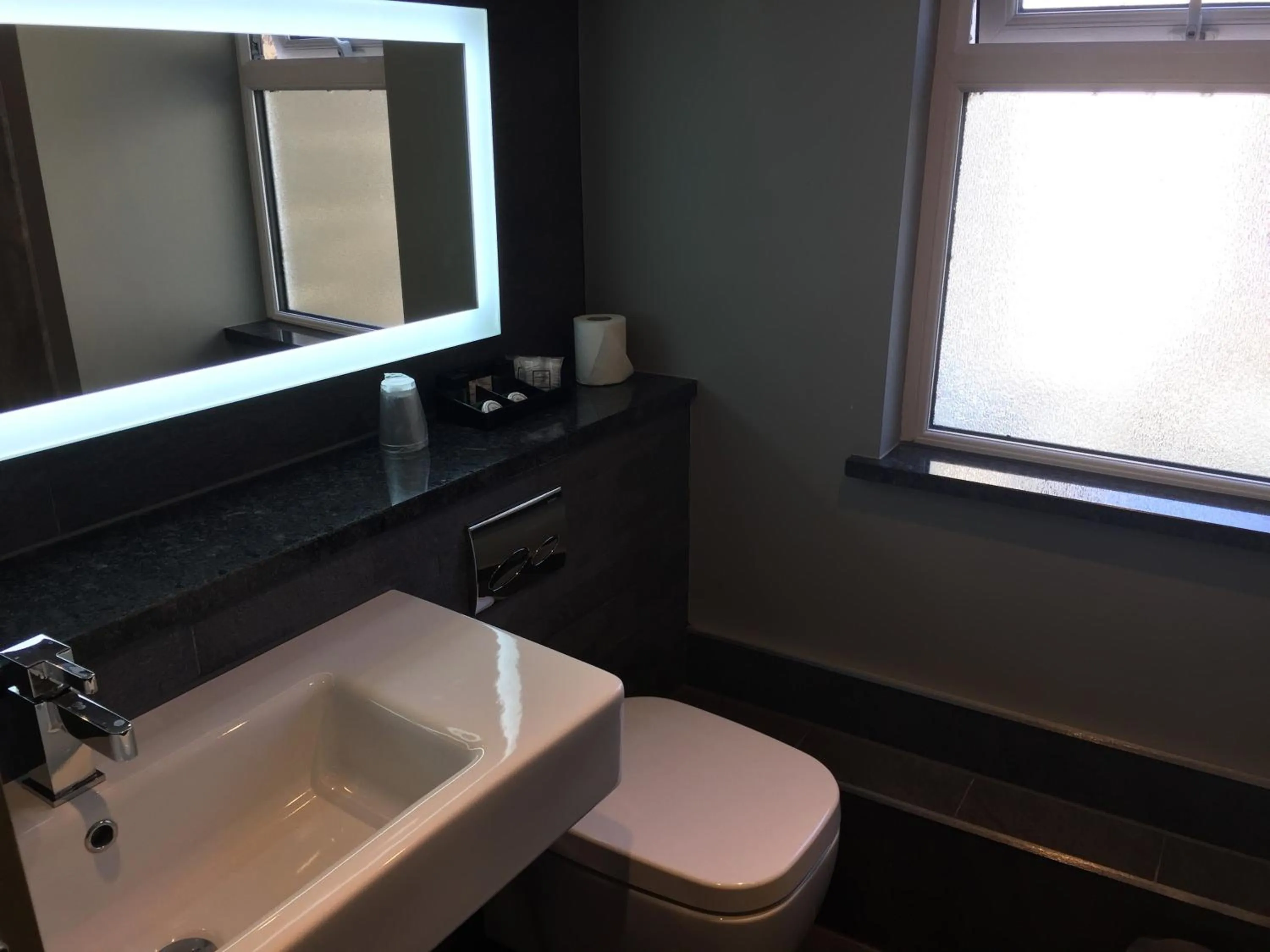 Bathroom in The Peacock