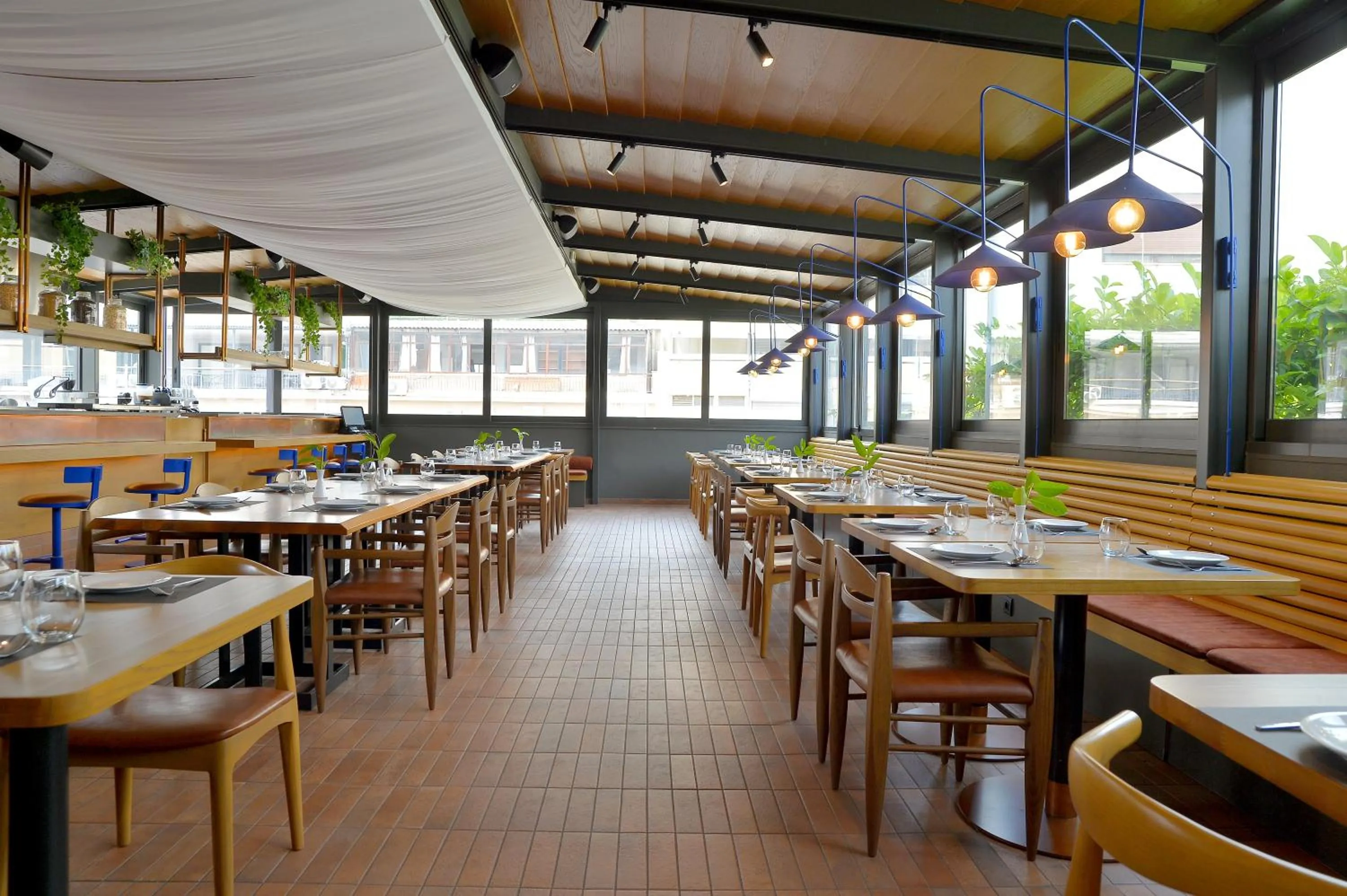 Restaurant/places to eat in The Editor Hotel Athens