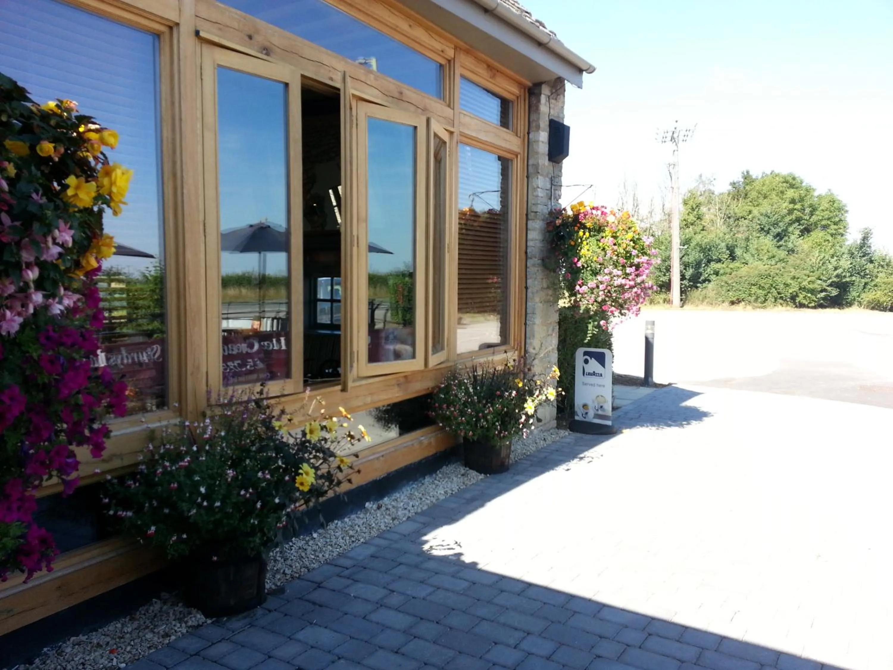 Balcony/Terrace in Sturdy`s Castle - Historic Coaching Inn near Blenheim Palace, Oxfordshire