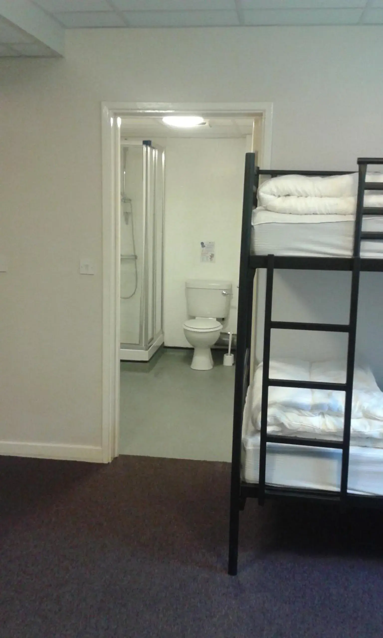 Bunk Bed in Male Dormitory Room in Alnwick Youth Hostel Bunk Bed in Male Dormitory Room in Alnwick Youth Hostel