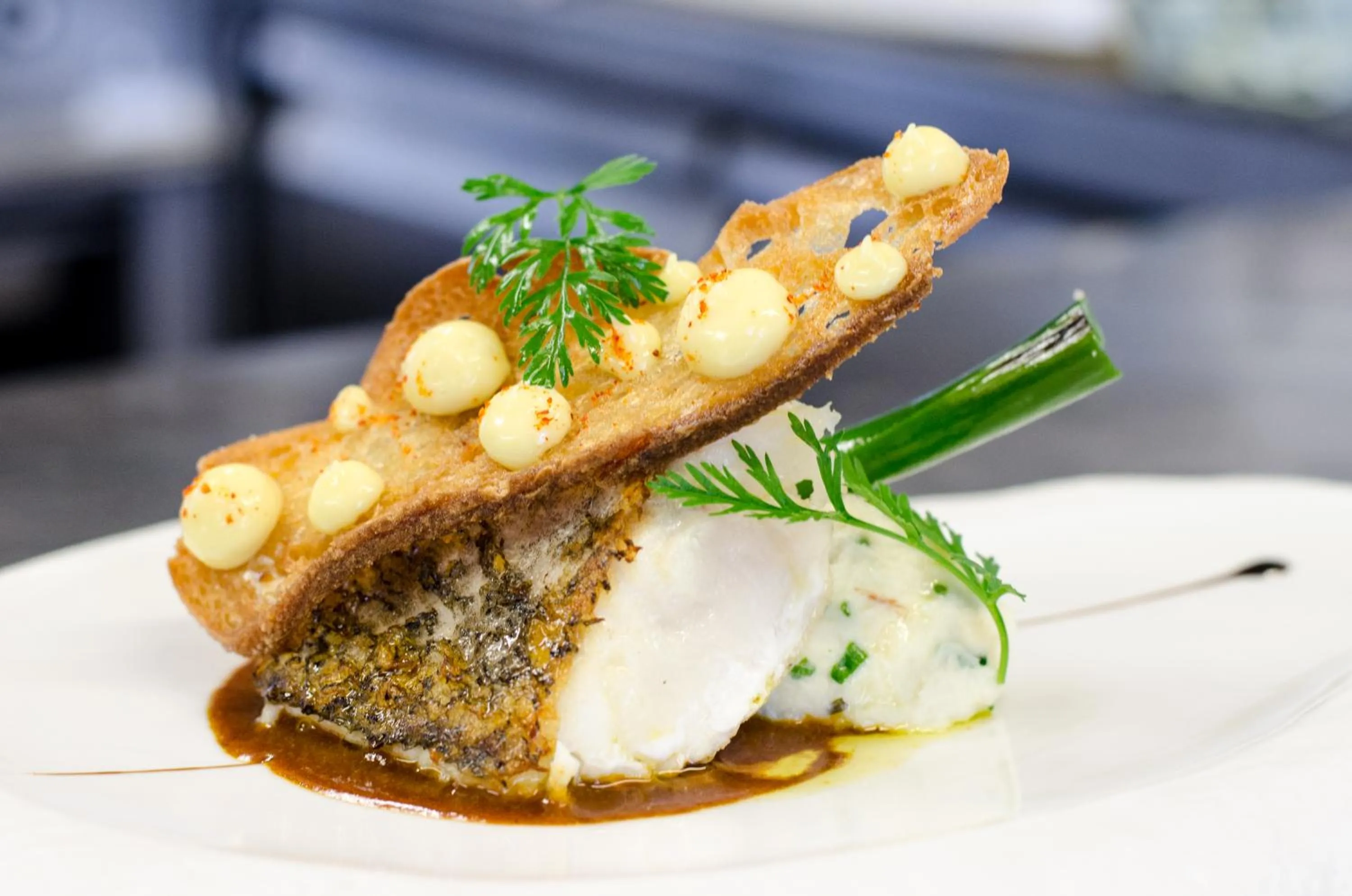 Restaurant/places to eat in Les Maisons du O