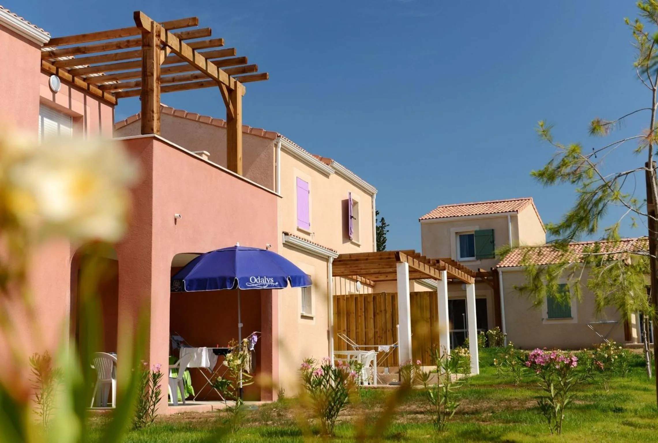 Property building in Résidence Odalys Le Mas des Alpilles
