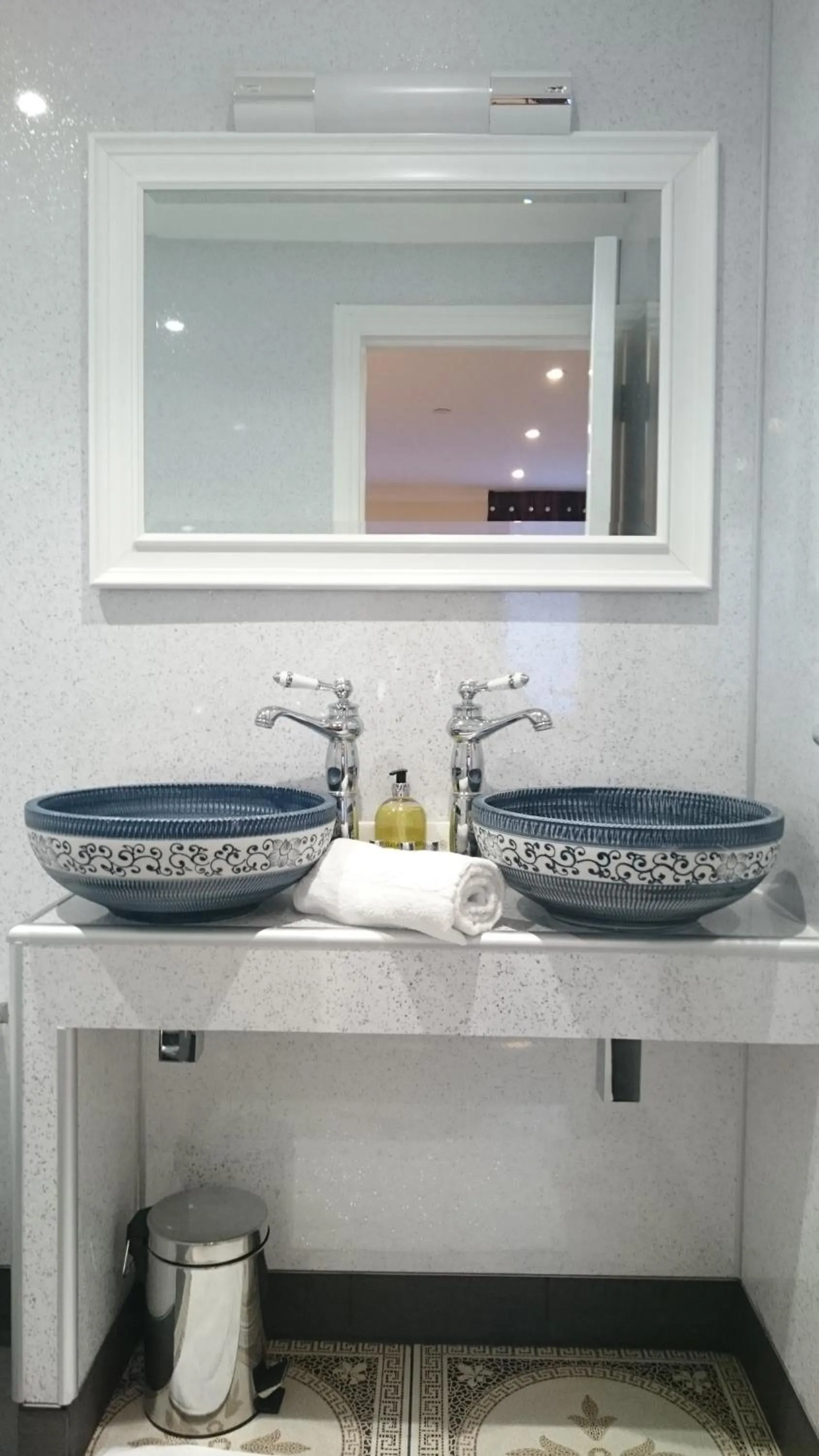 Bathroom in Rooms on The Prom