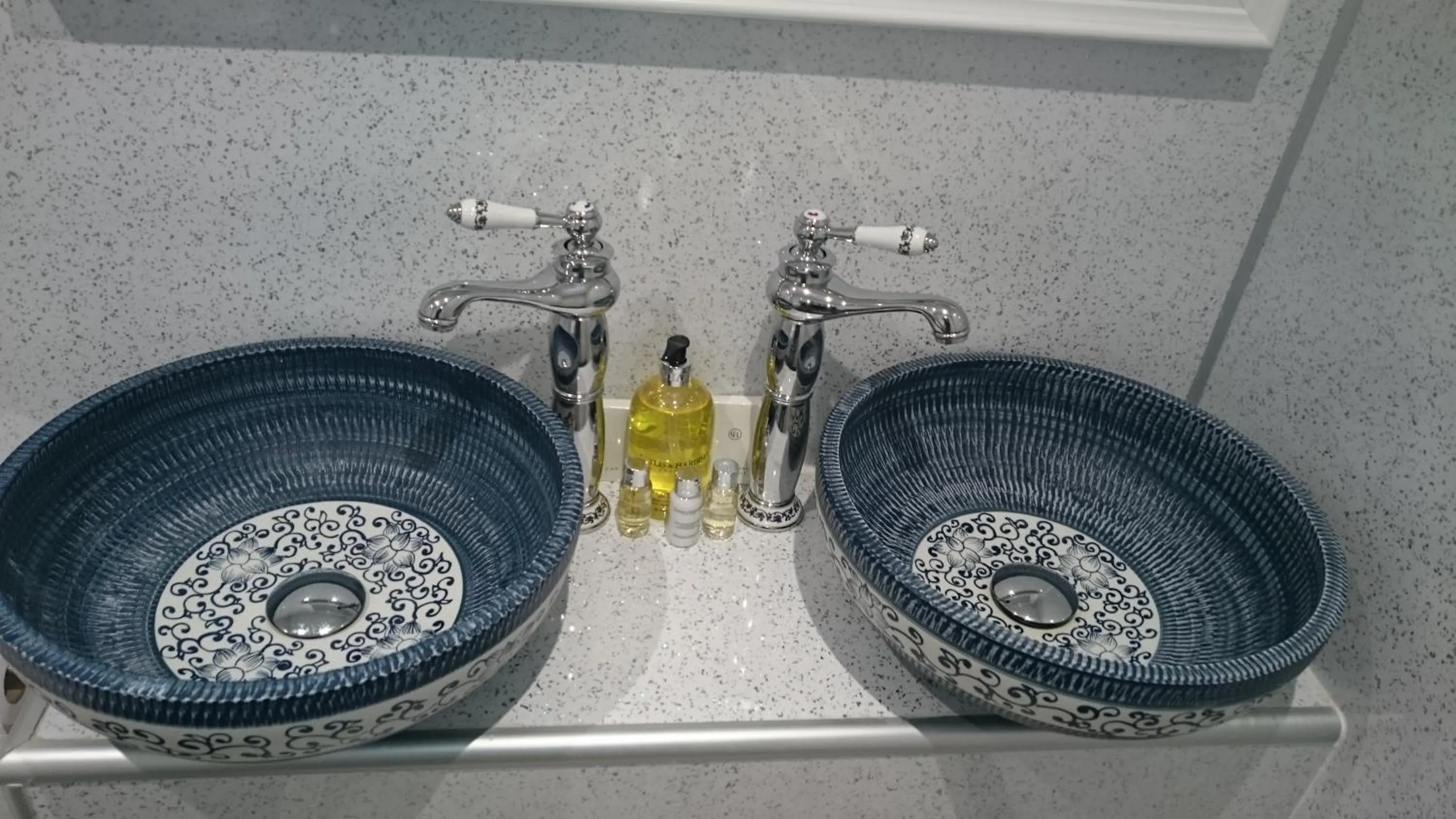 Bathroom in Rooms on The Prom