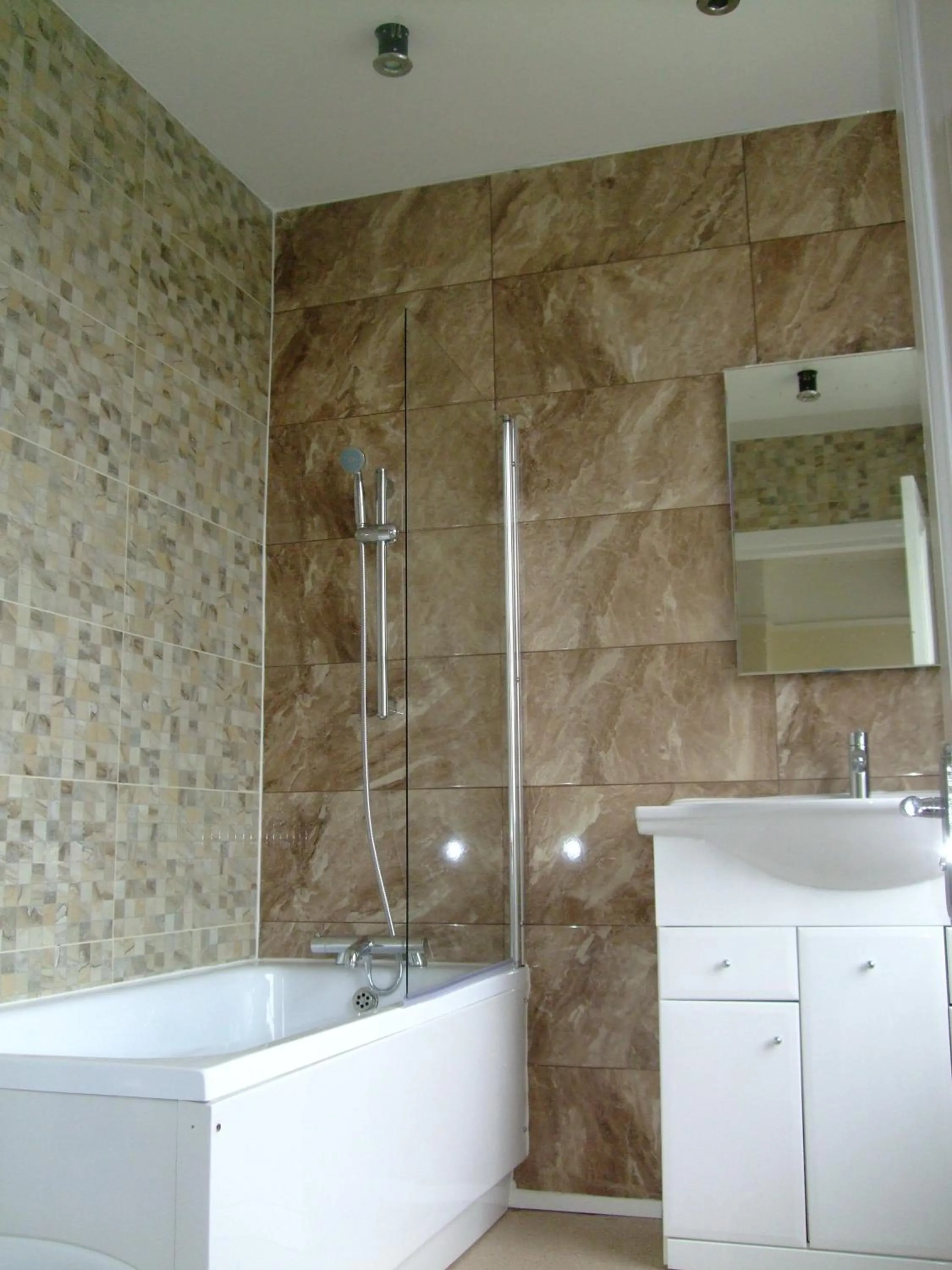 Bathroom in Rooms on The Prom