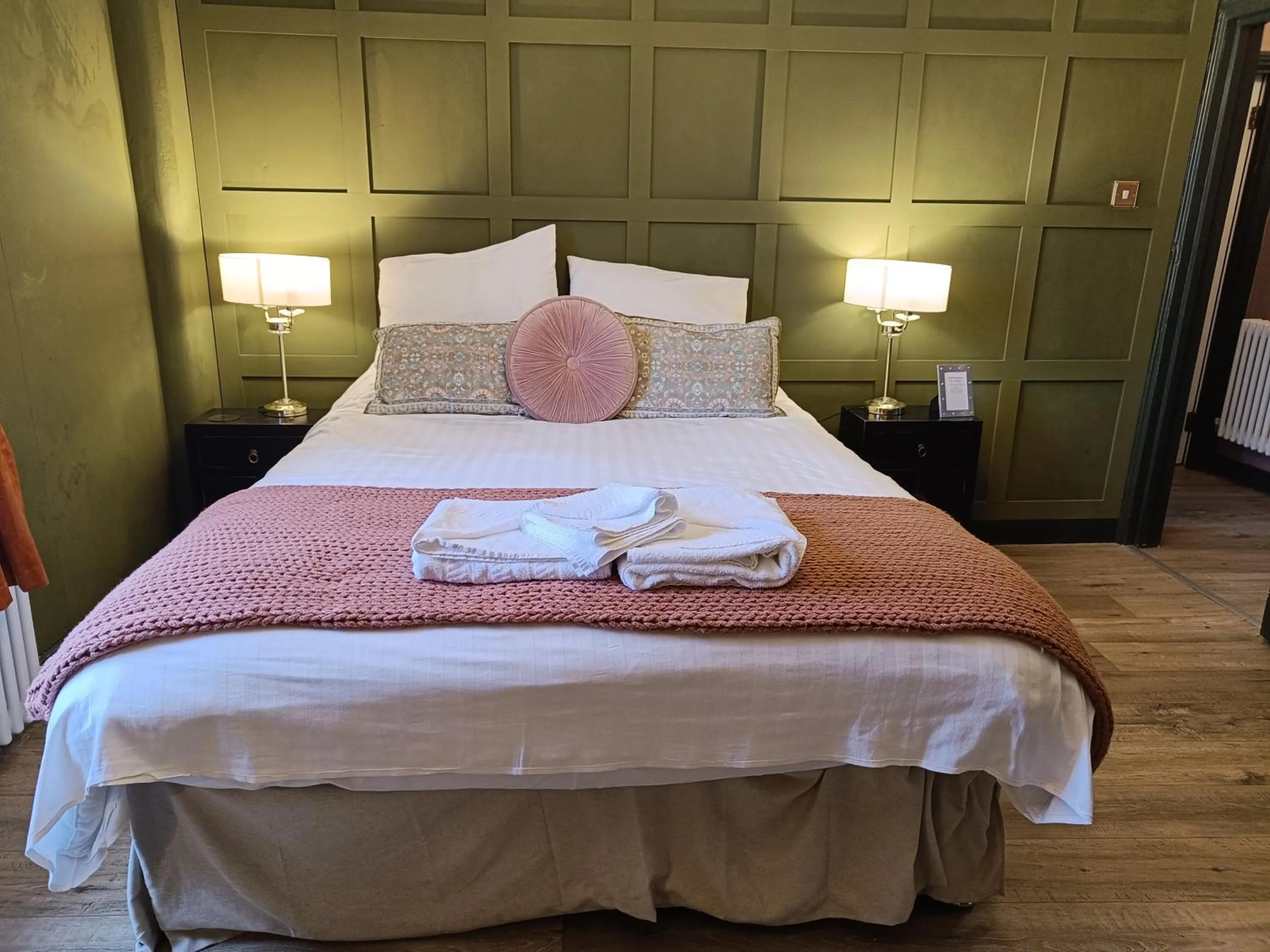 Bed in Rooms on The Prom