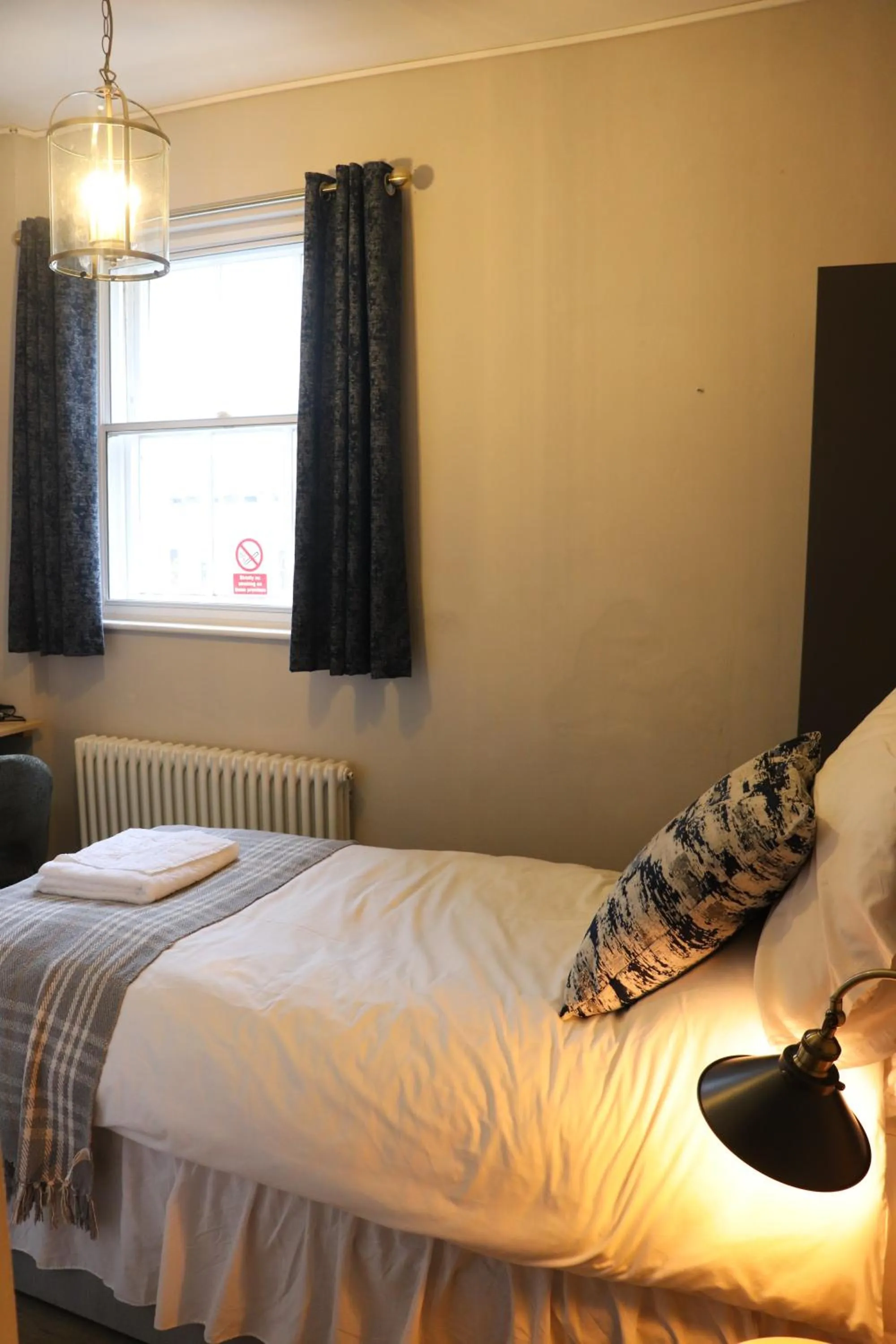 Bed in Rooms on The Prom