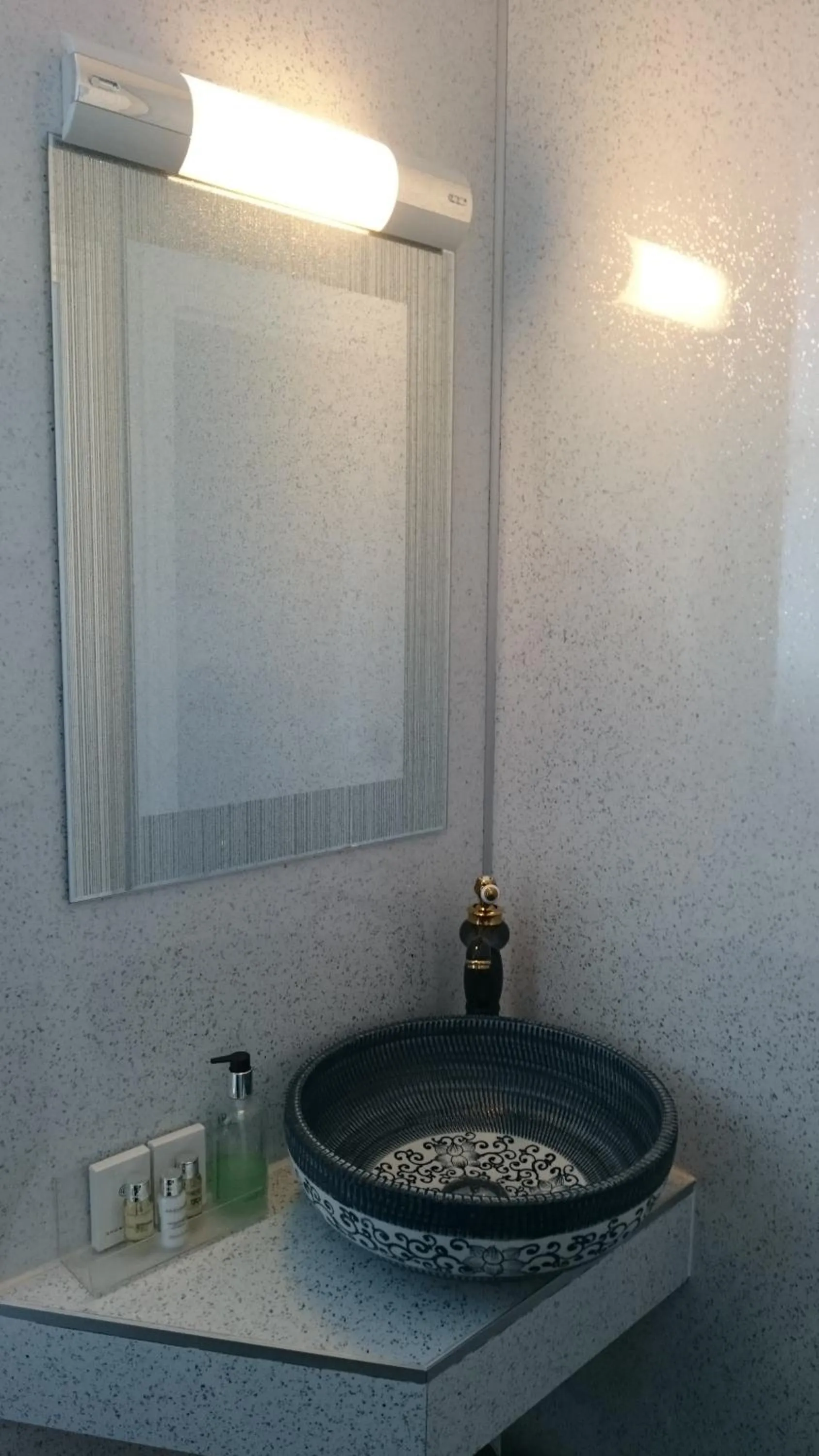 Bathroom in Rooms on The Prom