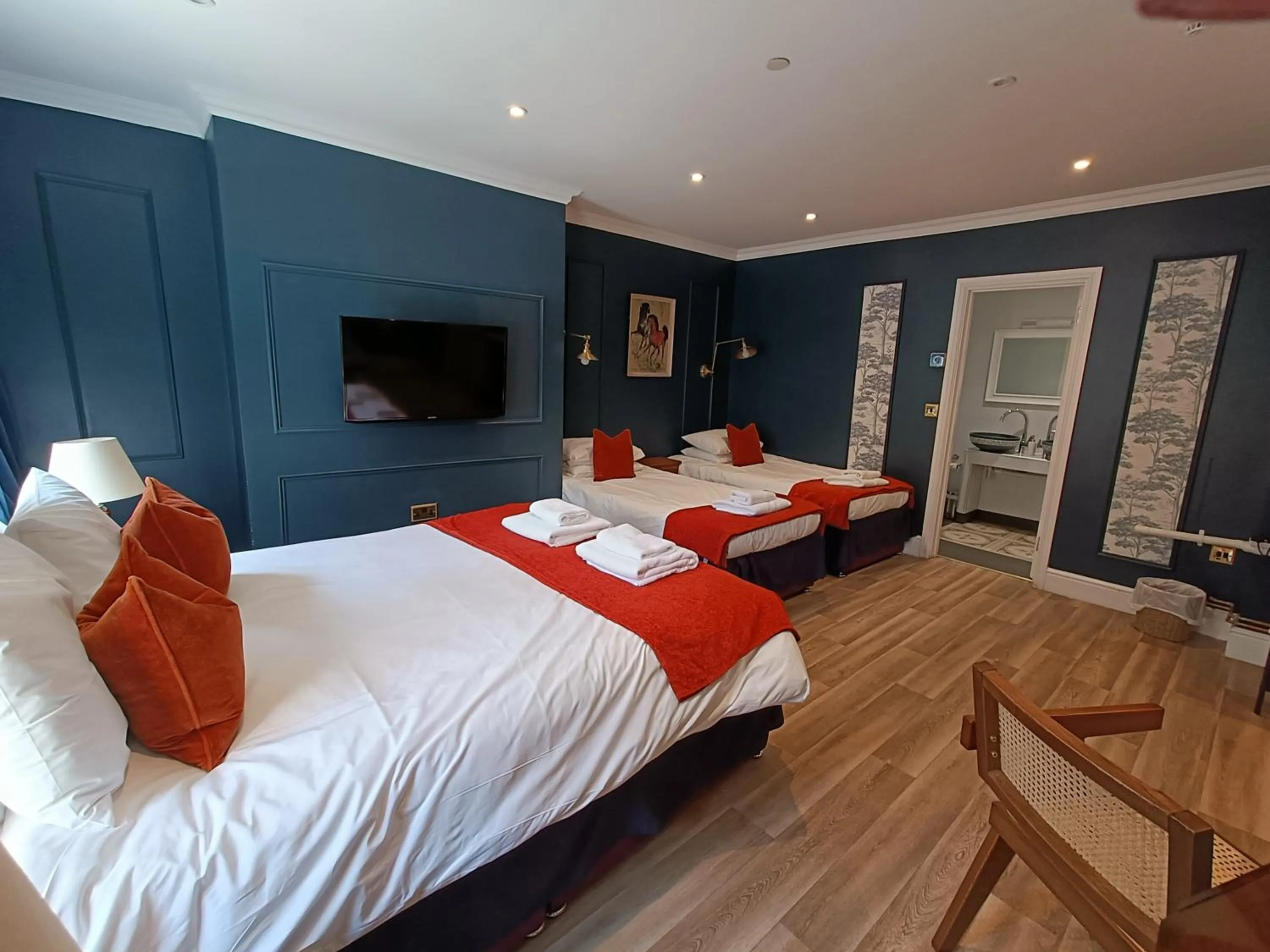 Bed in Rooms on The Prom