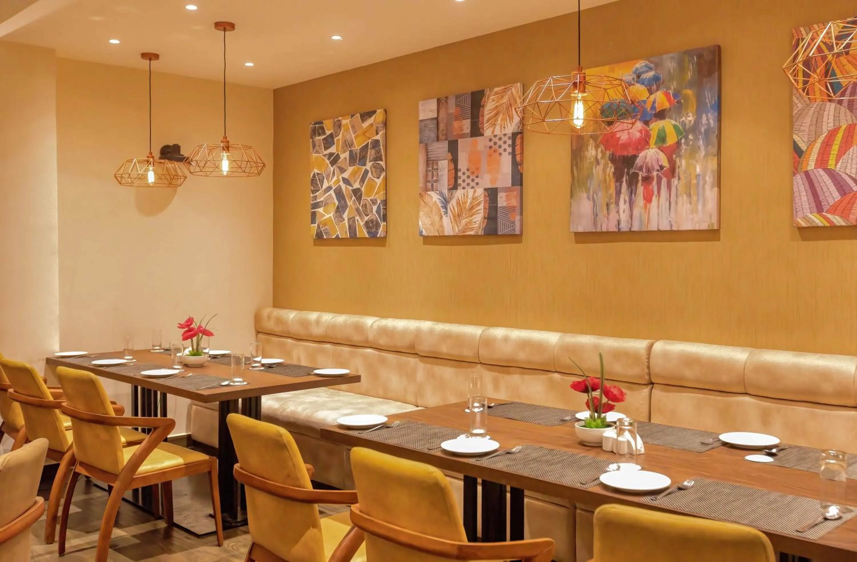 Restaurant/places to eat in Udaan Olive Hotel & Spa, Pelling