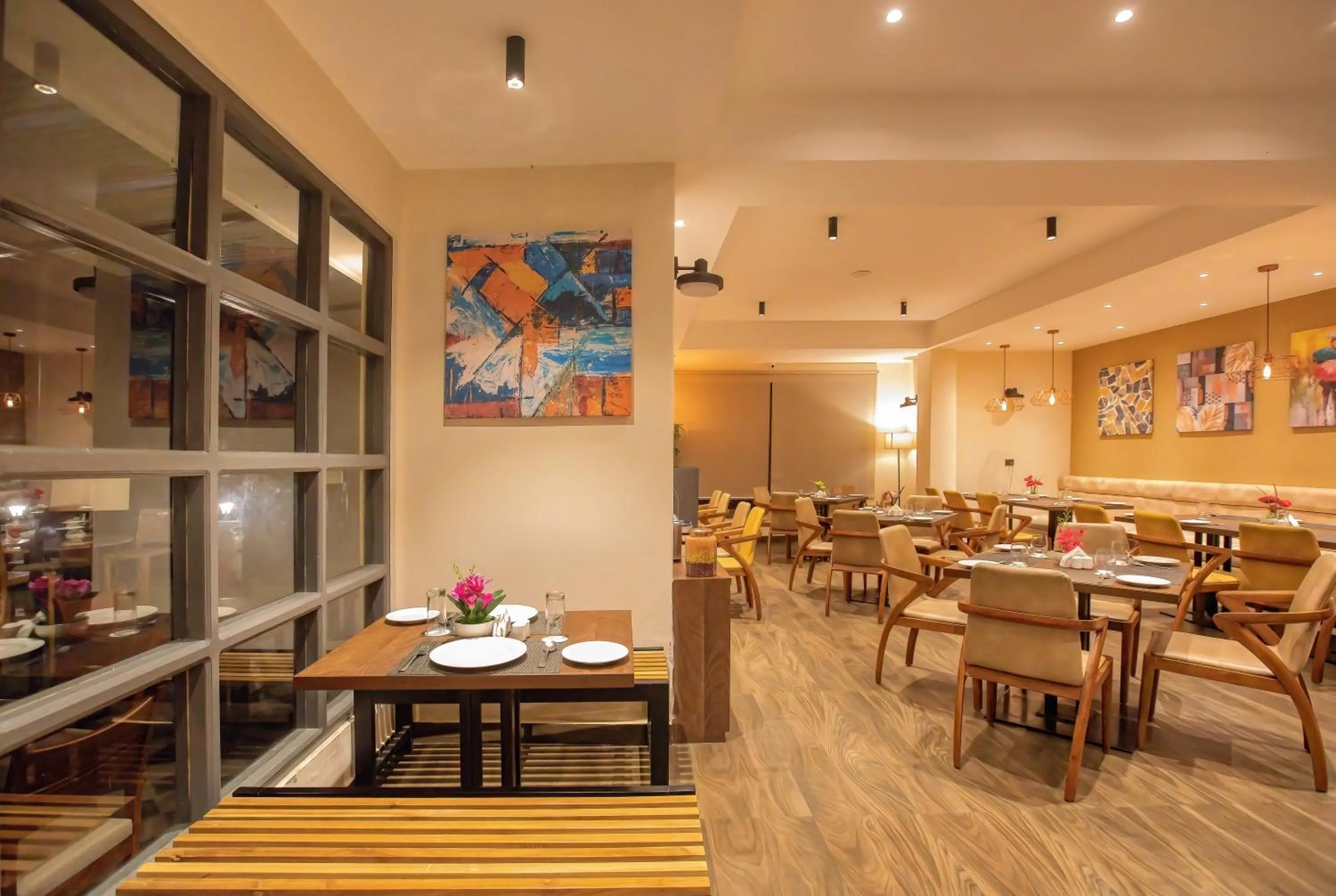 Restaurant/places to eat in Udaan Olive Hotel & Spa, Pelling