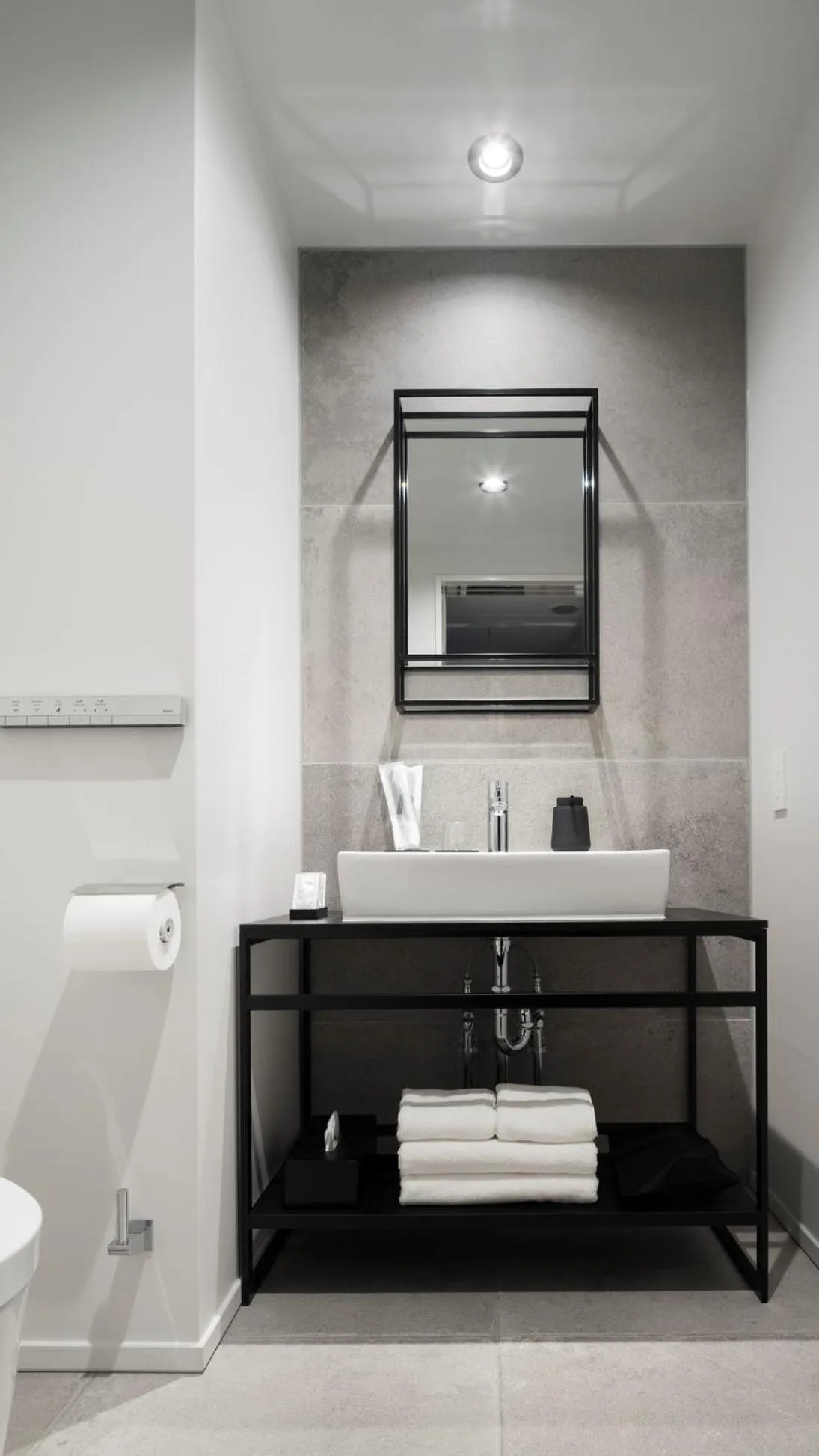 Bathroom in BnA Alter Museum