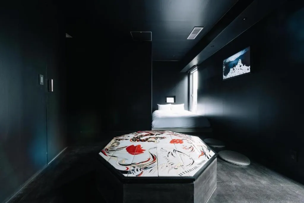 Photo of the whole room in BnA Alter Museum