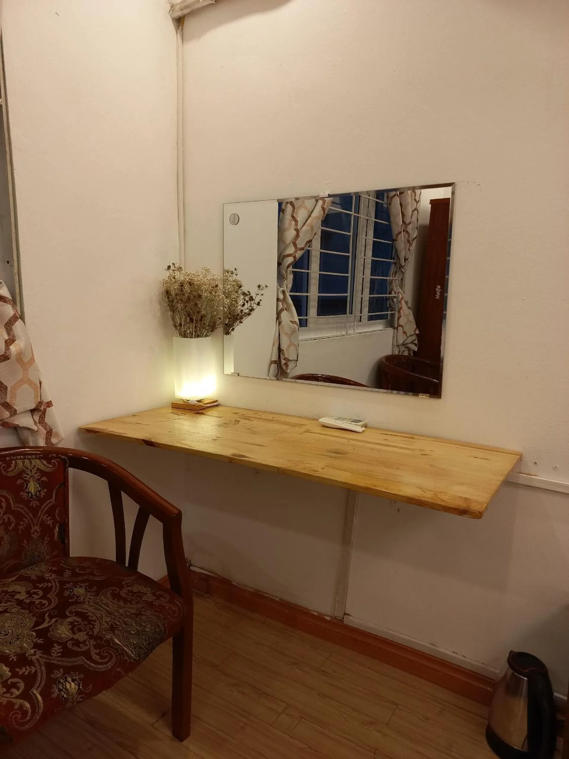 hair dresser in Hanowood Homestay