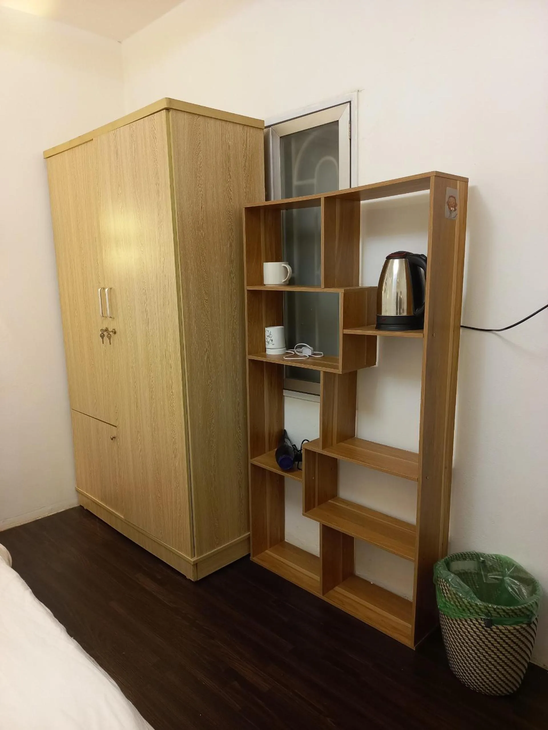 wardrobe in Hanowood Homestay
