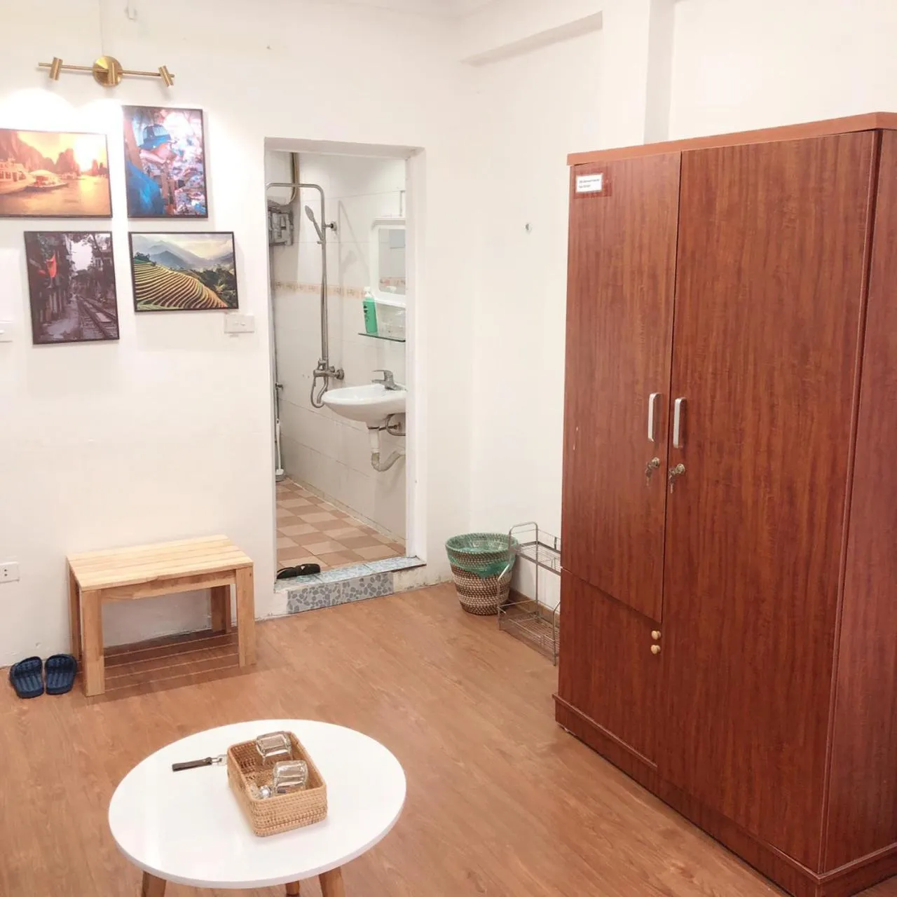 Shower in Hanowood Homestay