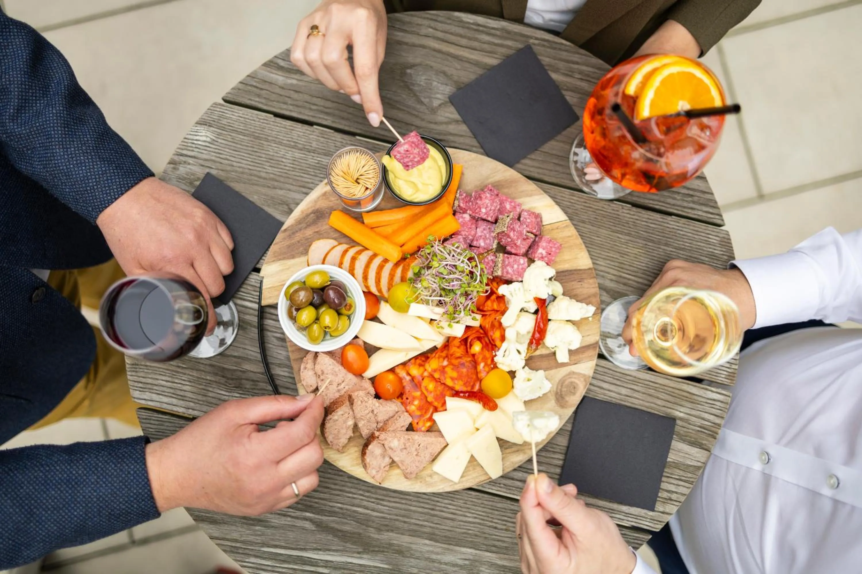 Restaurant/places to eat in Radisson Hotel Antwerp Berchem