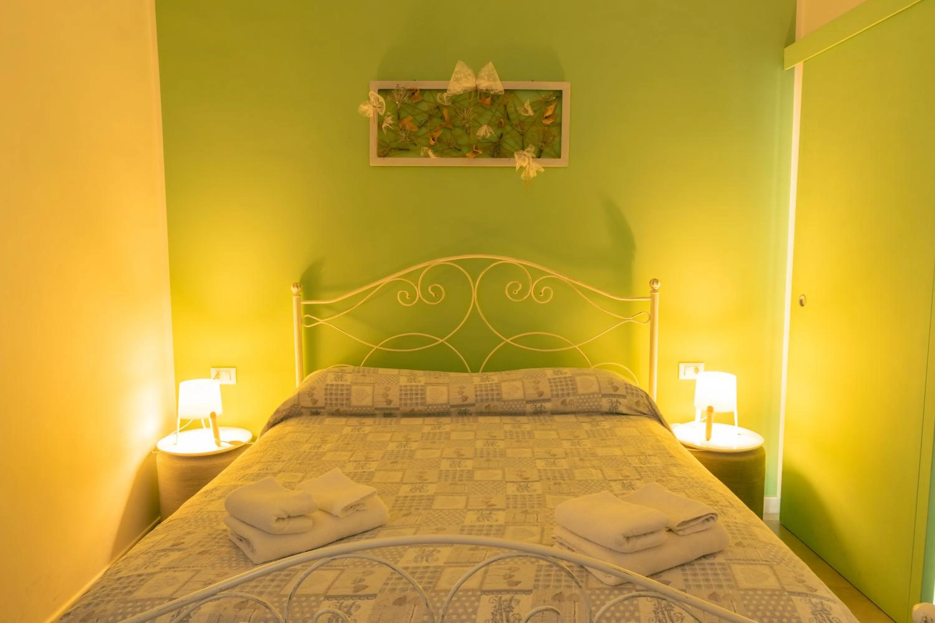 Bed in Arome B&B