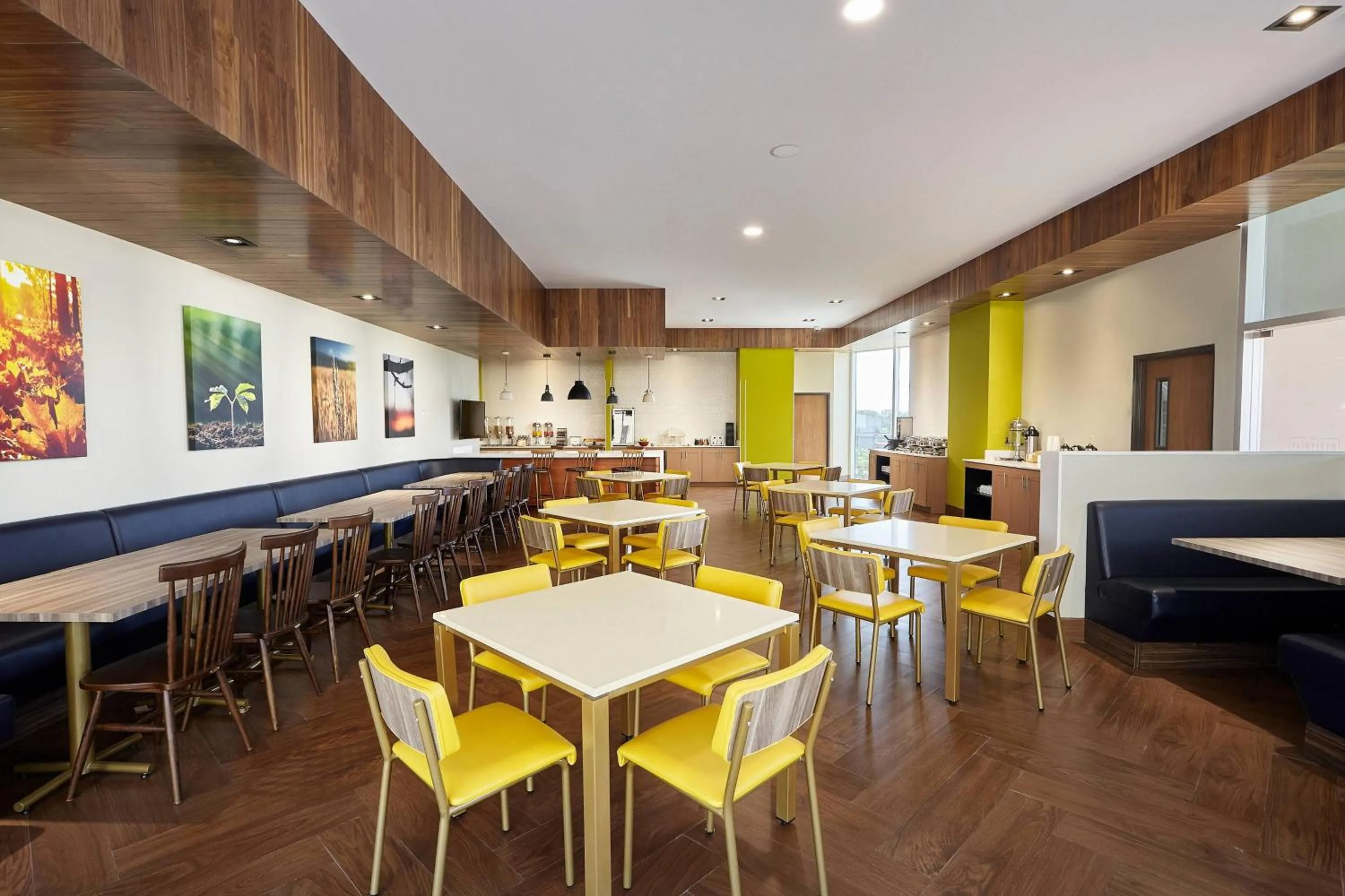 Breakfast in Fairfield Inn & Suites Silao Guanajuato Airport