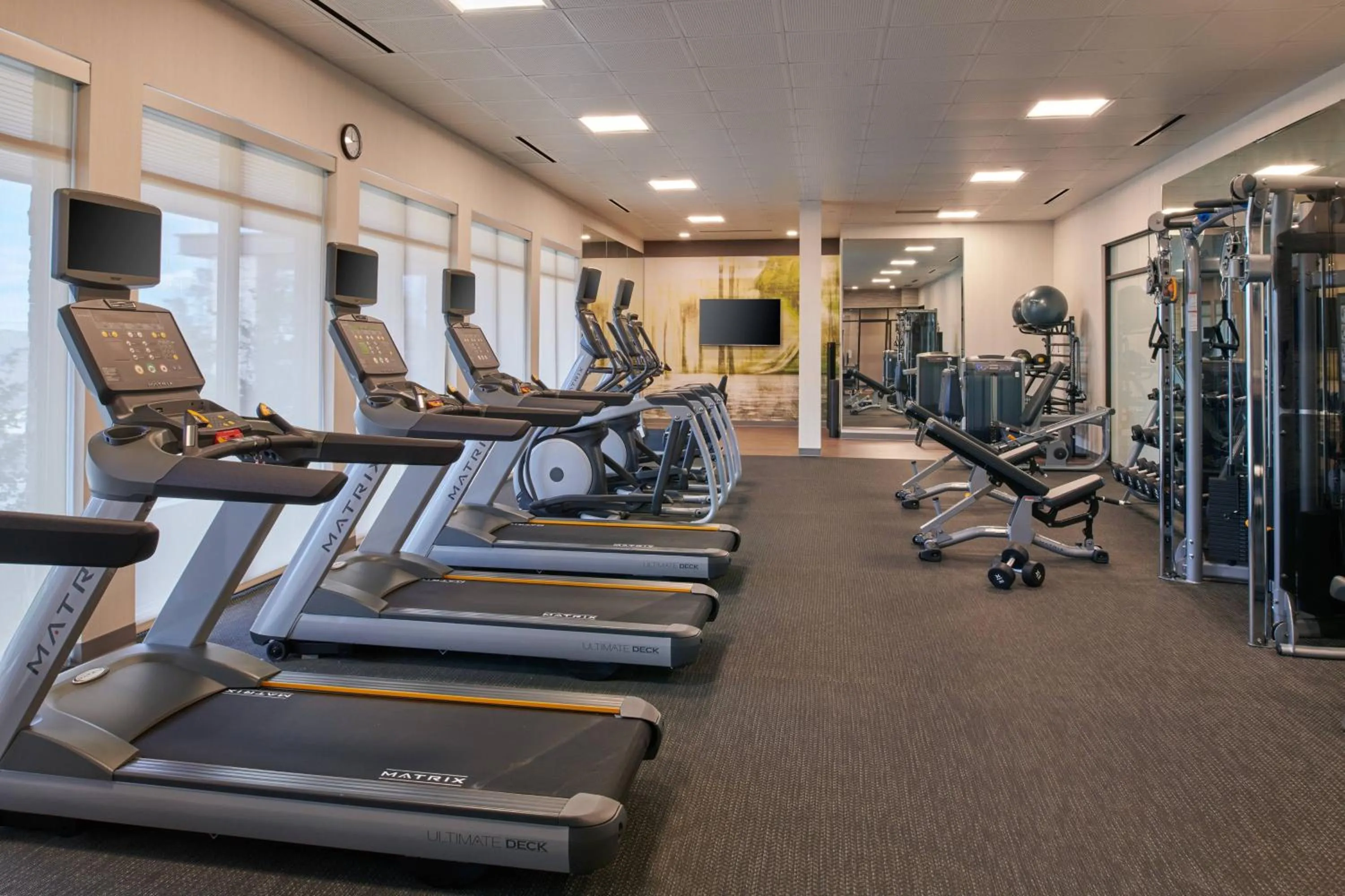 Fitness centre/facilities in Courtyard by Marriott Petoskey at Victories Square