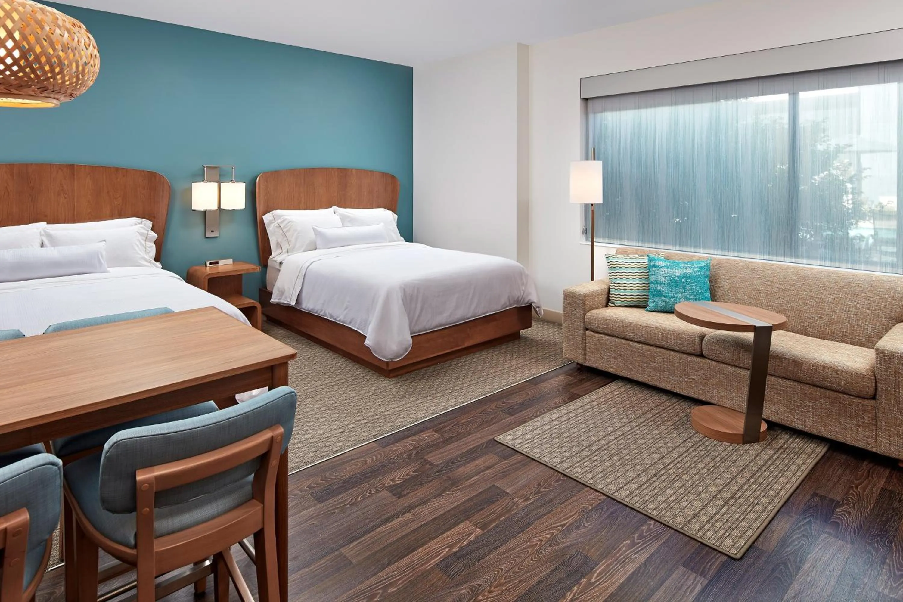 Photo of the whole room, Bed in Element Santa Clara