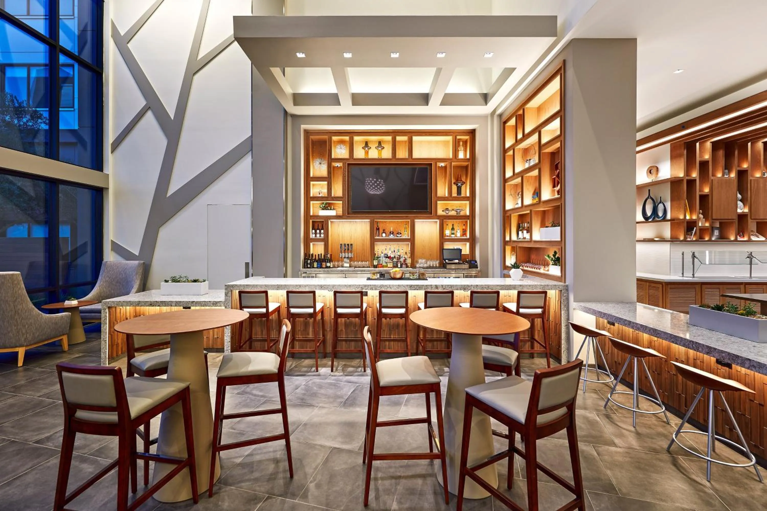 Lounge or bar in Element Santa Clara