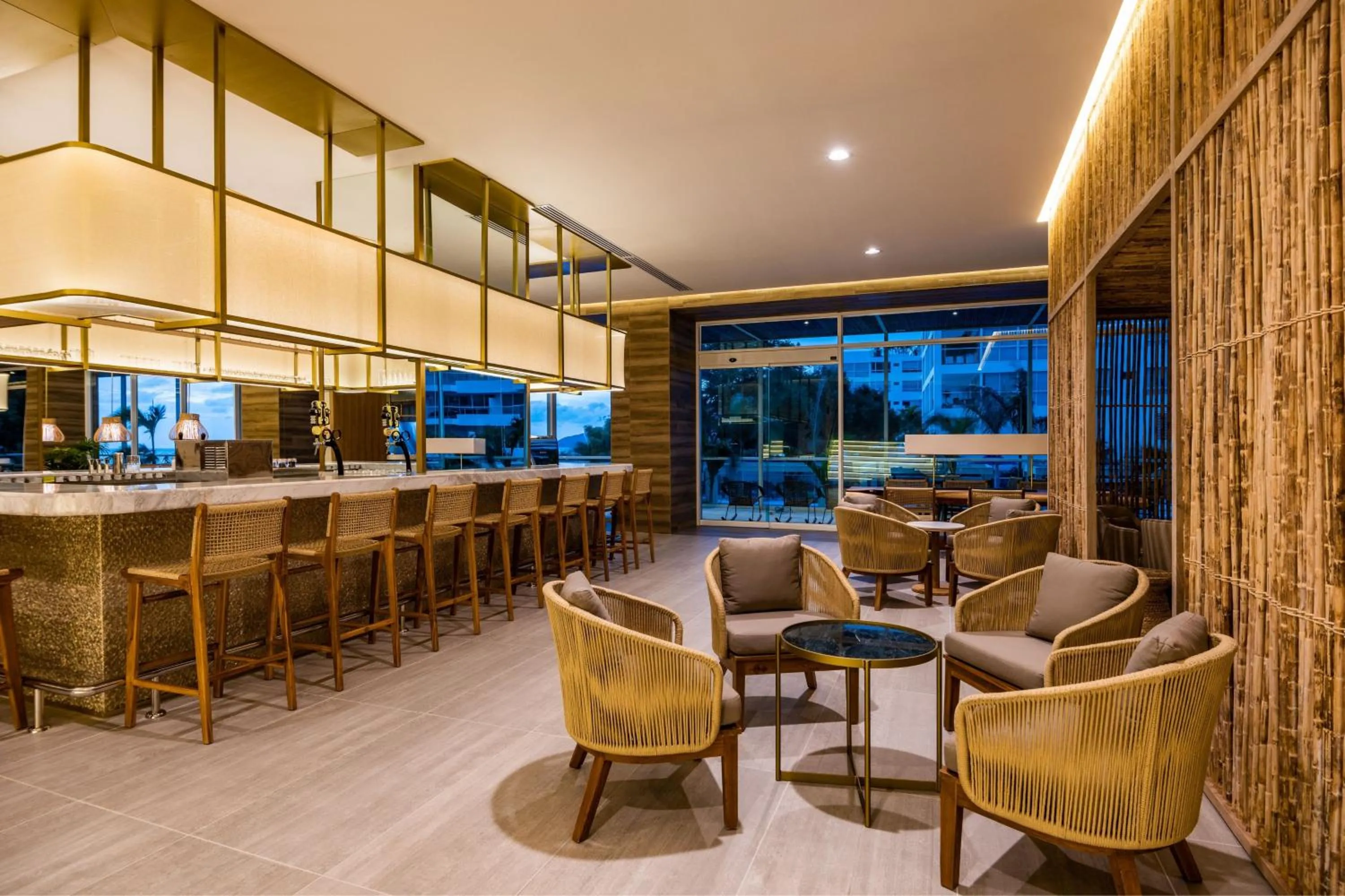 Lounge or bar in Santa Marta Marriott Resort Playa Dormida